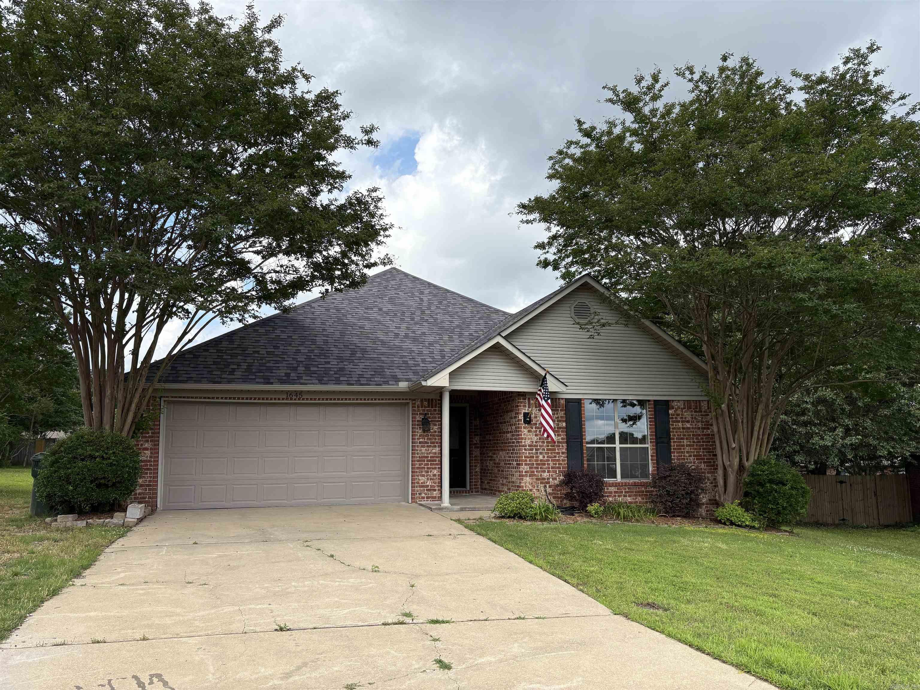 DEERFIELD - Residential