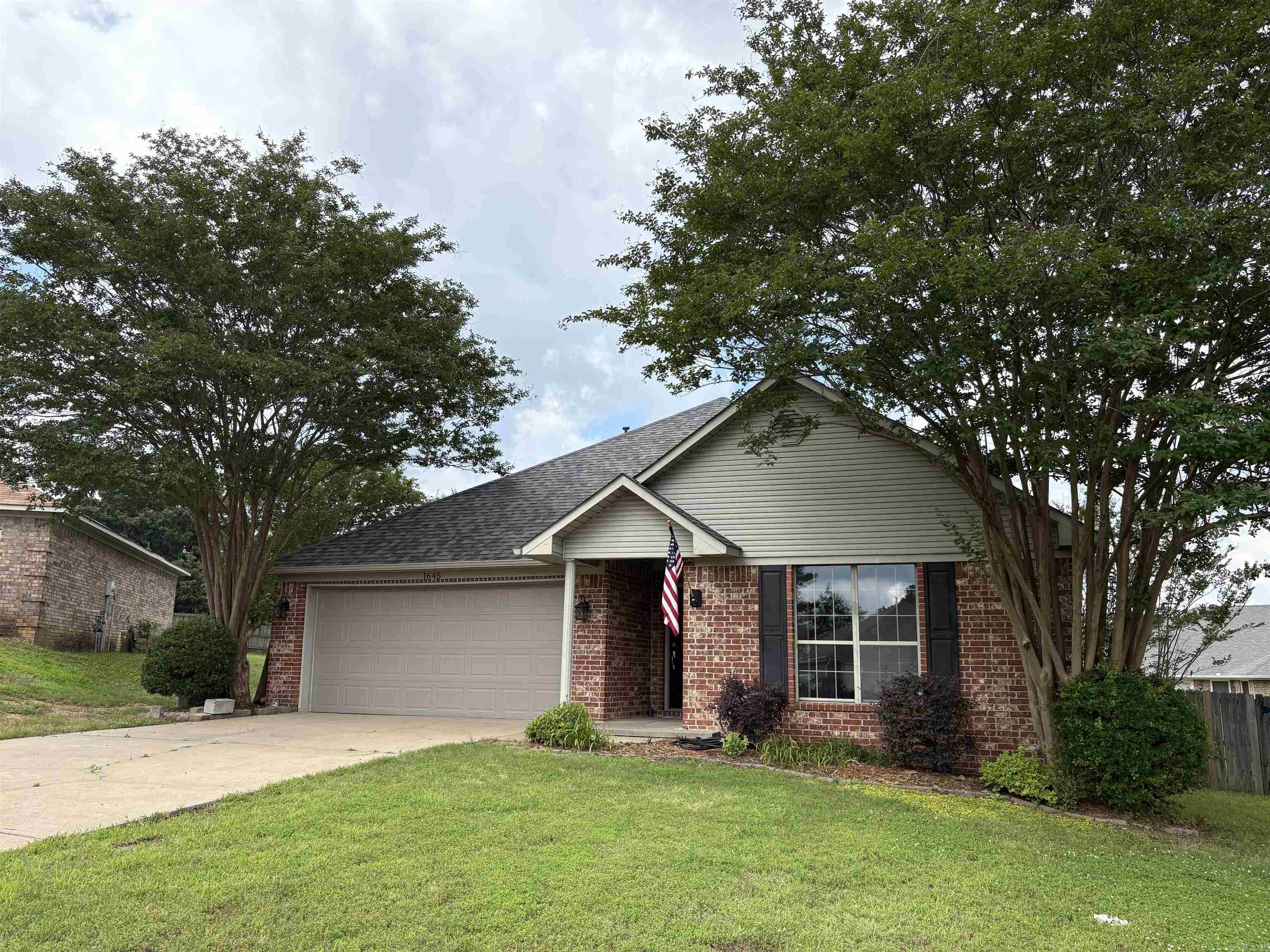 DEERFIELD - Residential