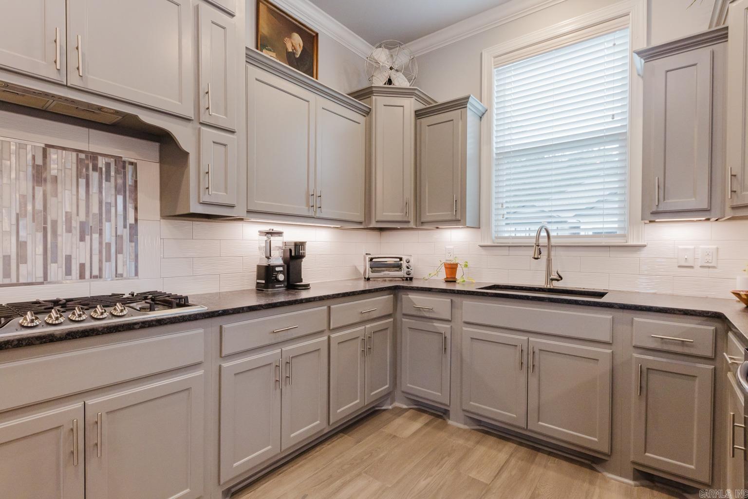 HUNTER CROSSING - Residential