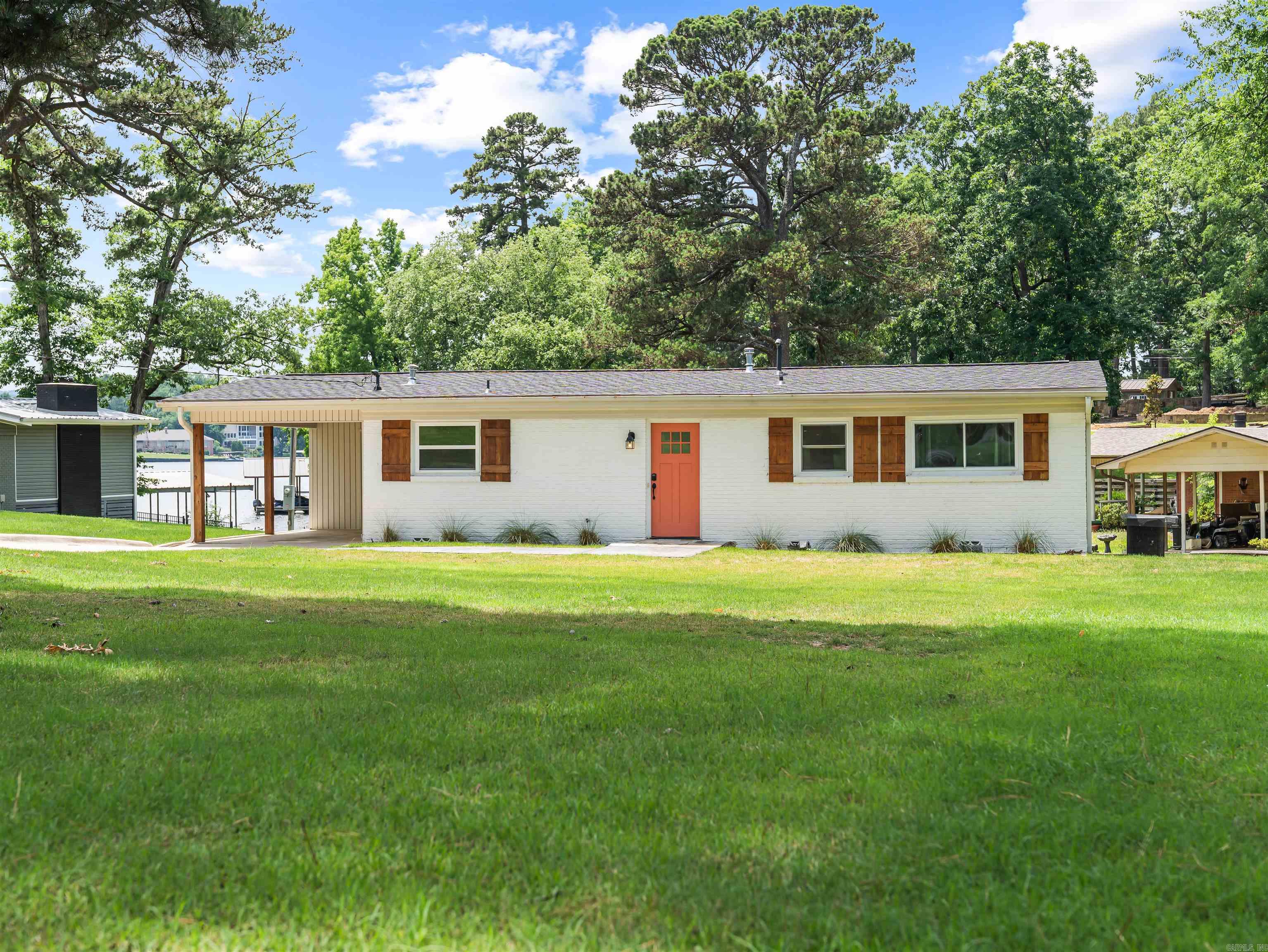 Lindale - Residential