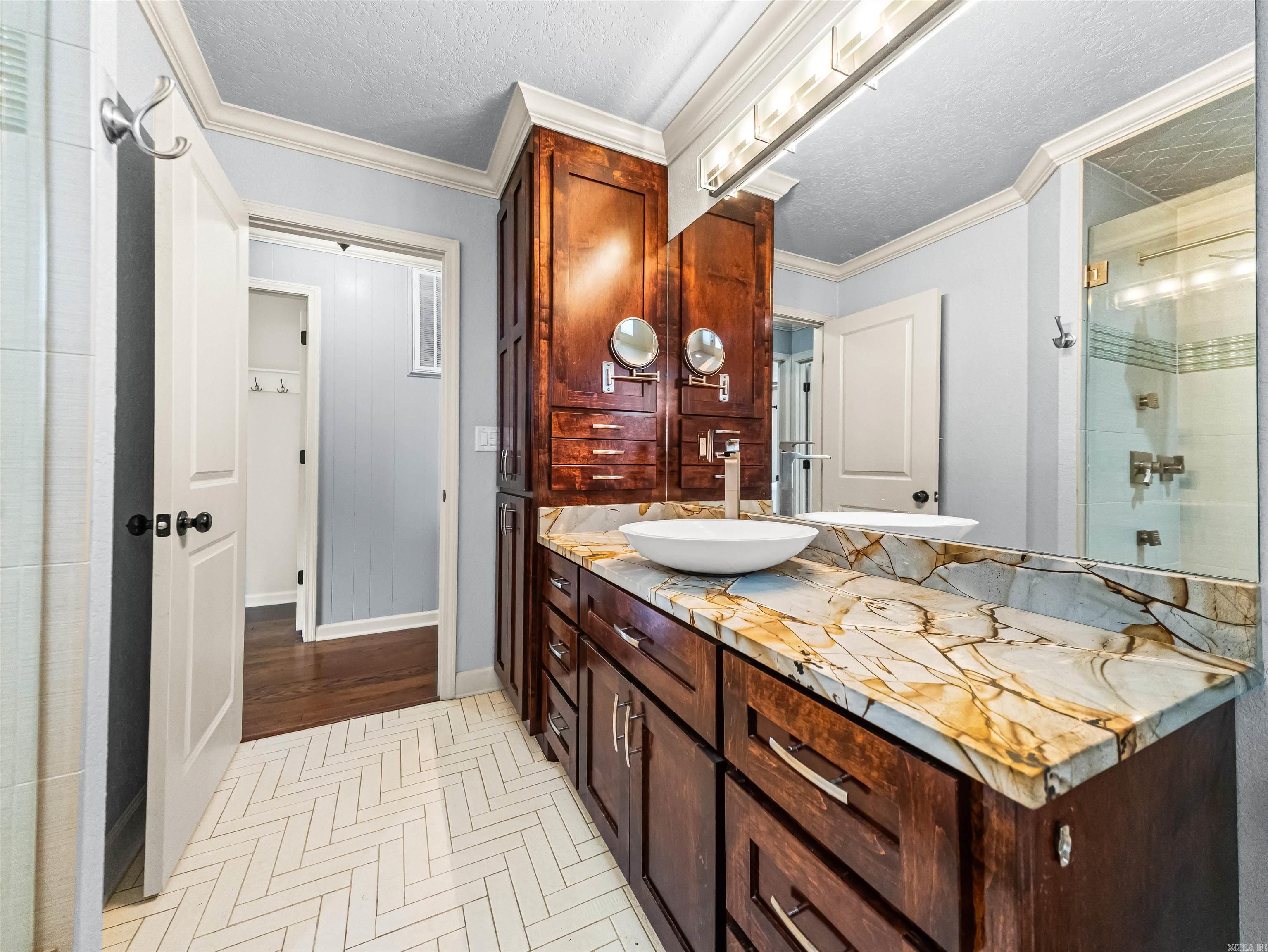 Lindale - Residential