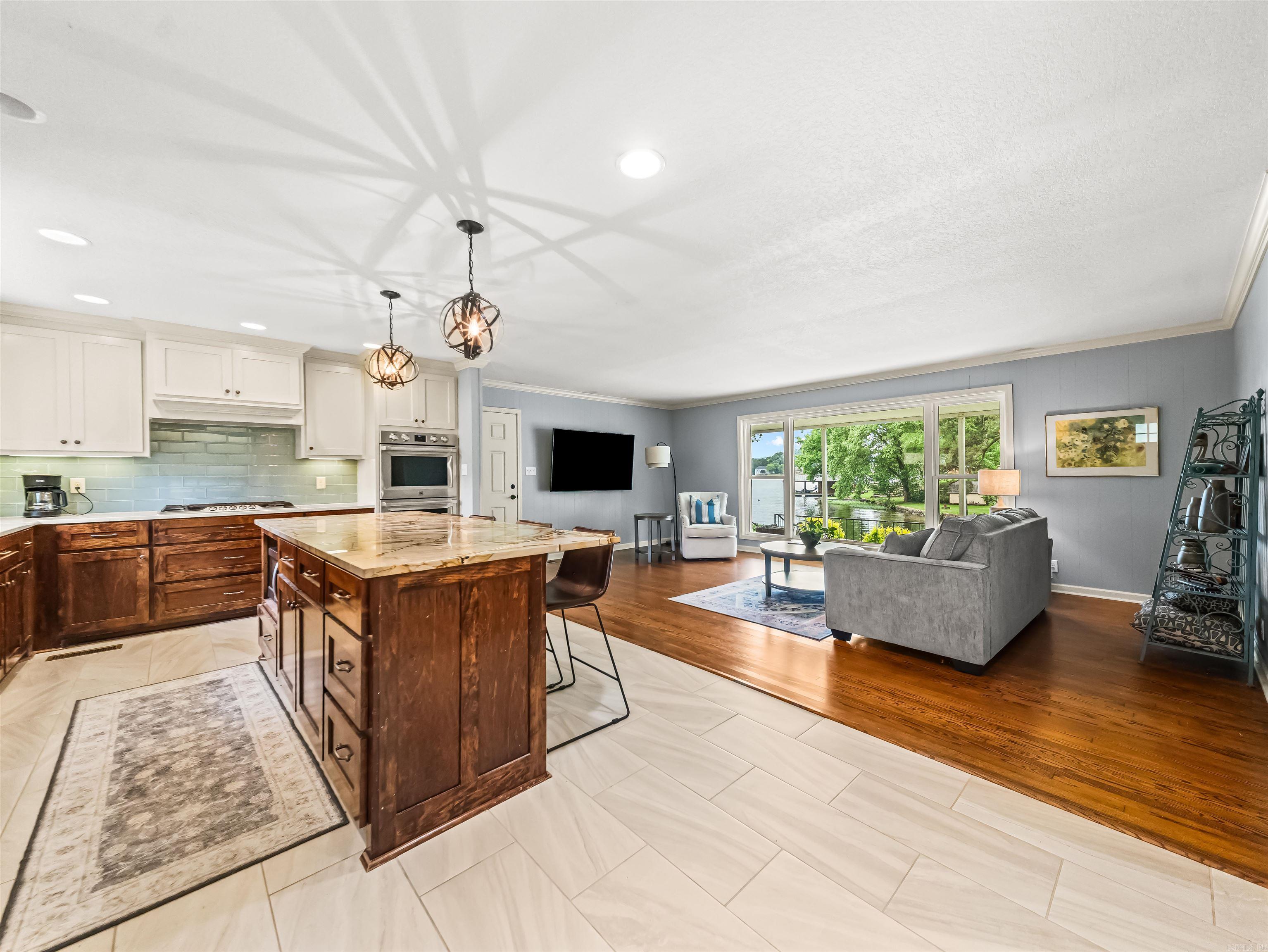 Lindale - Residential