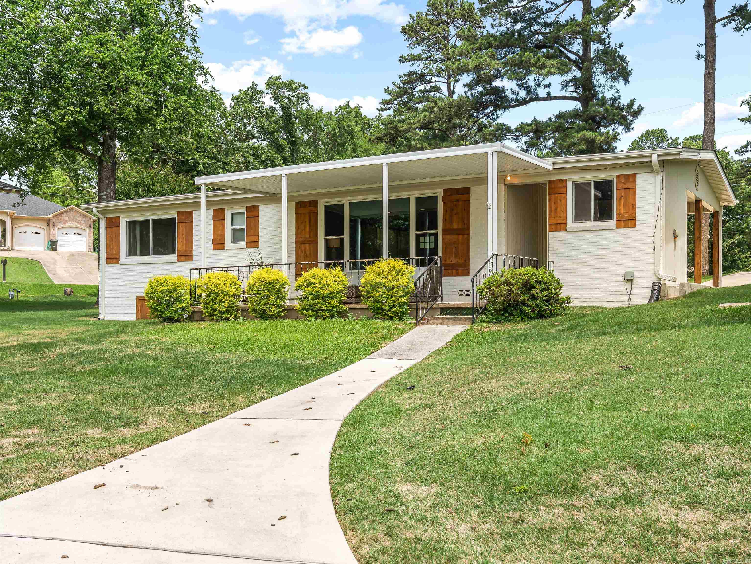 Lindale - Residential