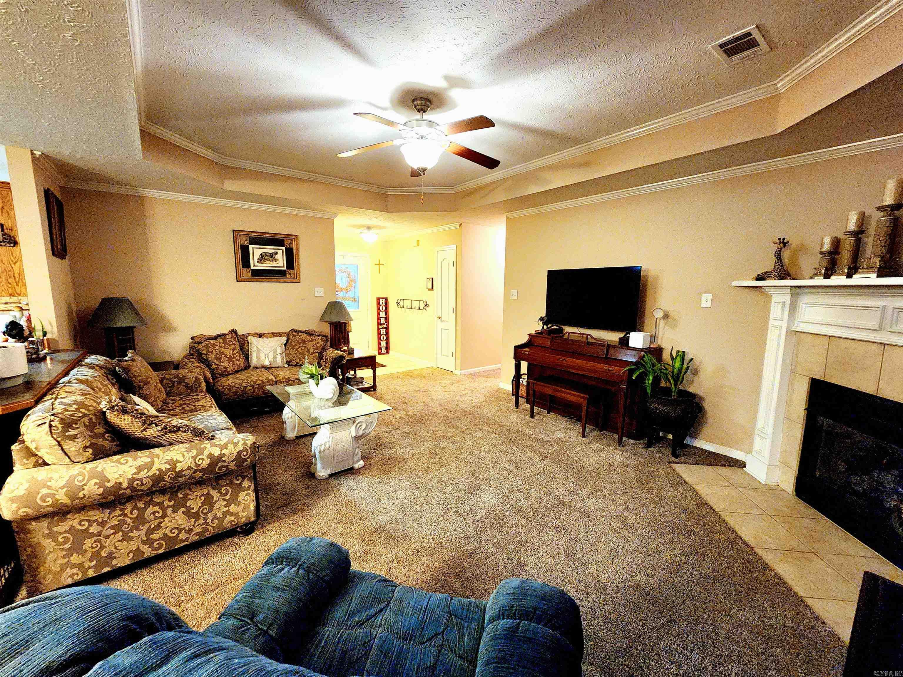 STONEHENGE PLACE - Residential