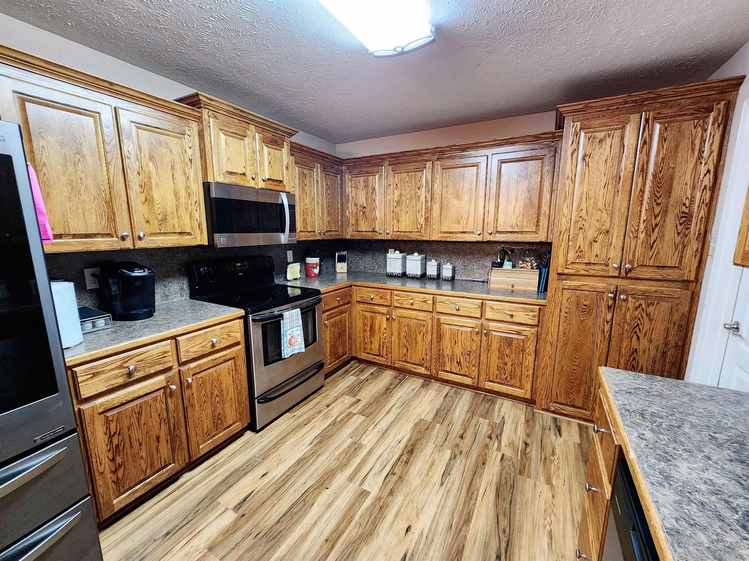 STONEHENGE PLACE - Residential