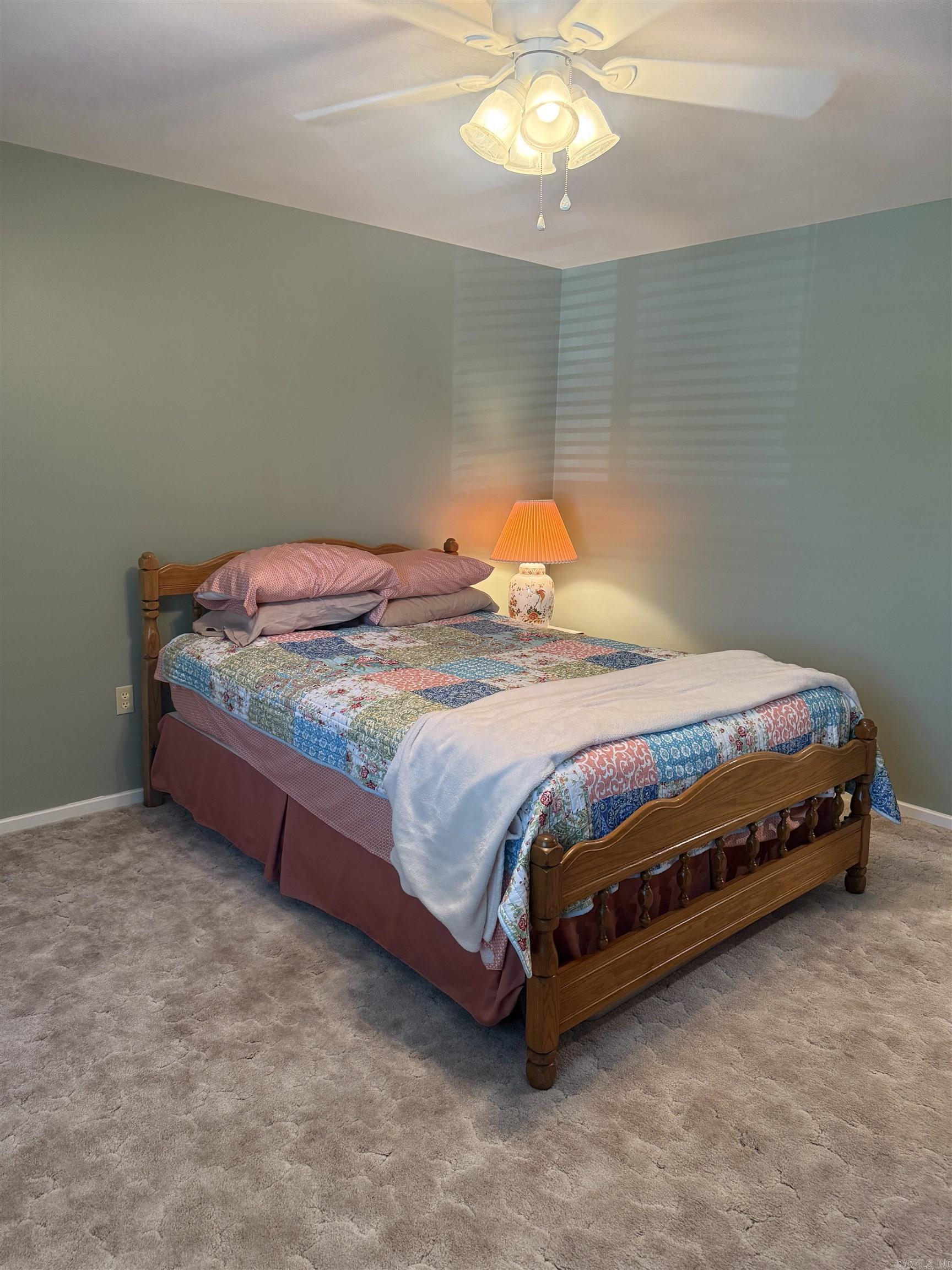 COUNTRY CLUB RIDGE - Residential