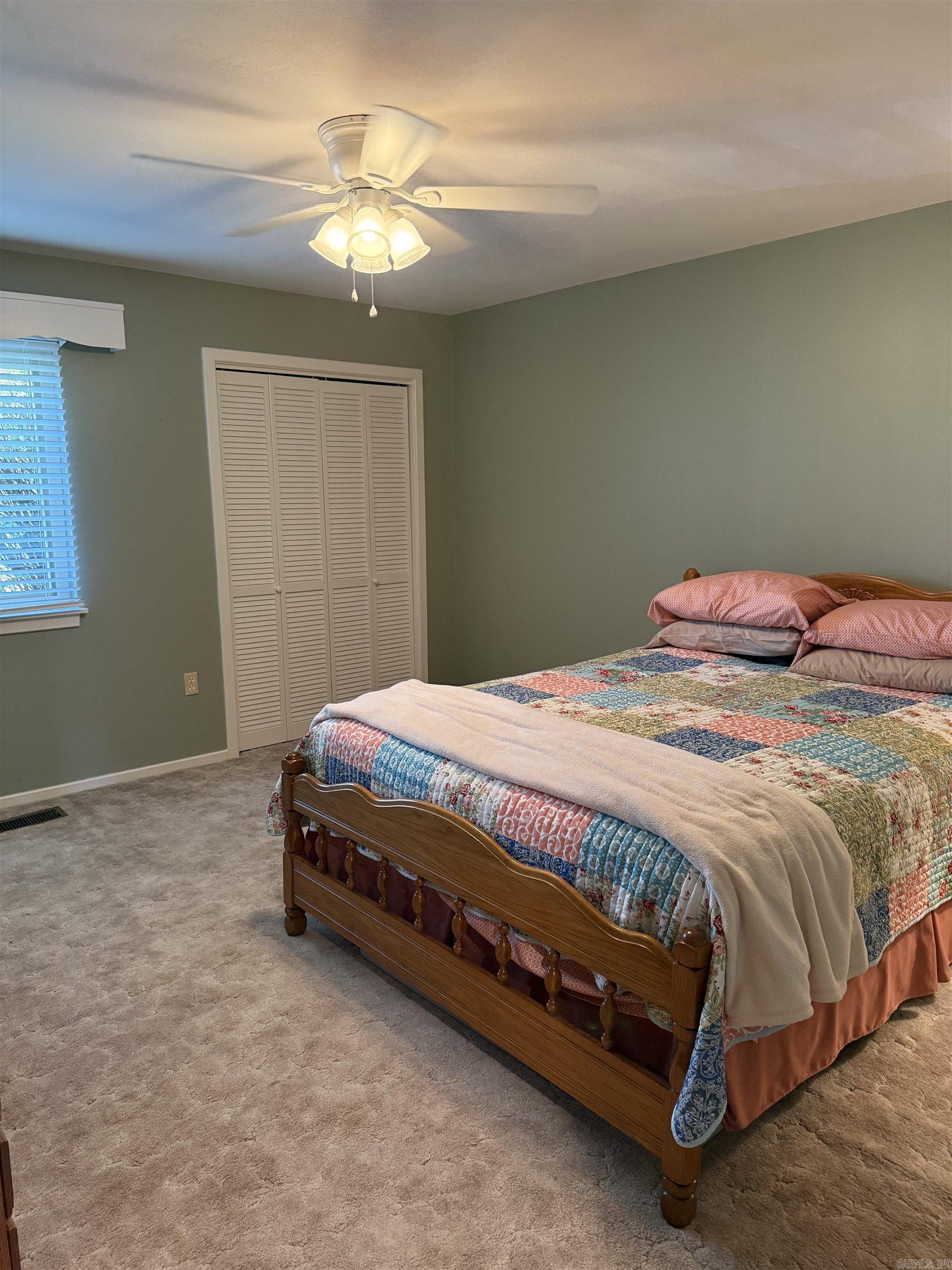COUNTRY CLUB RIDGE - Residential
