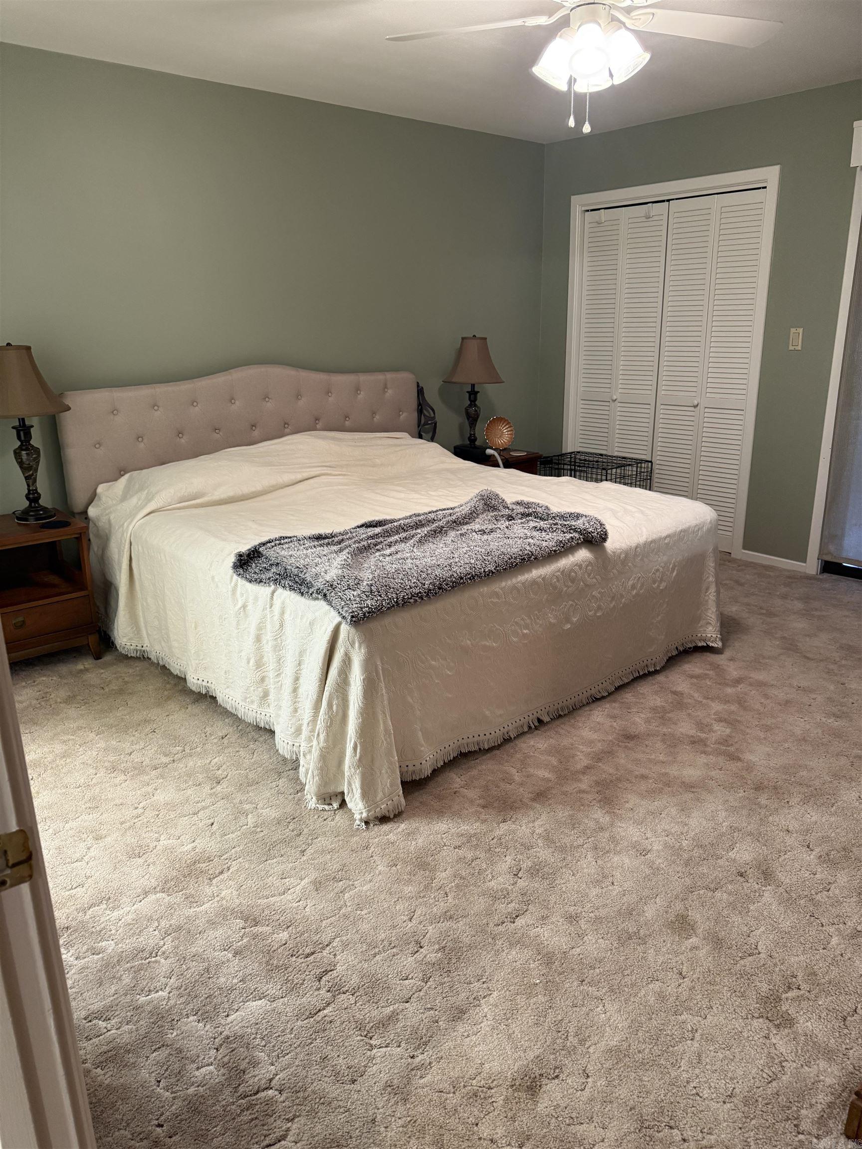 COUNTRY CLUB RIDGE - Residential