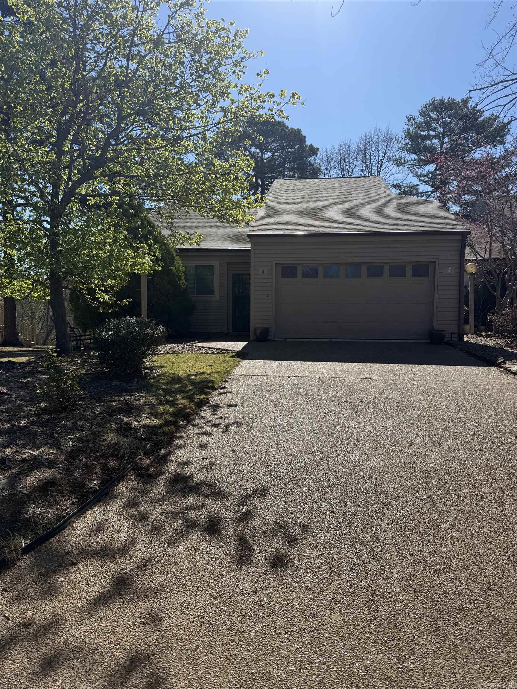 COUNTRY CLUB RIDGE - Residential