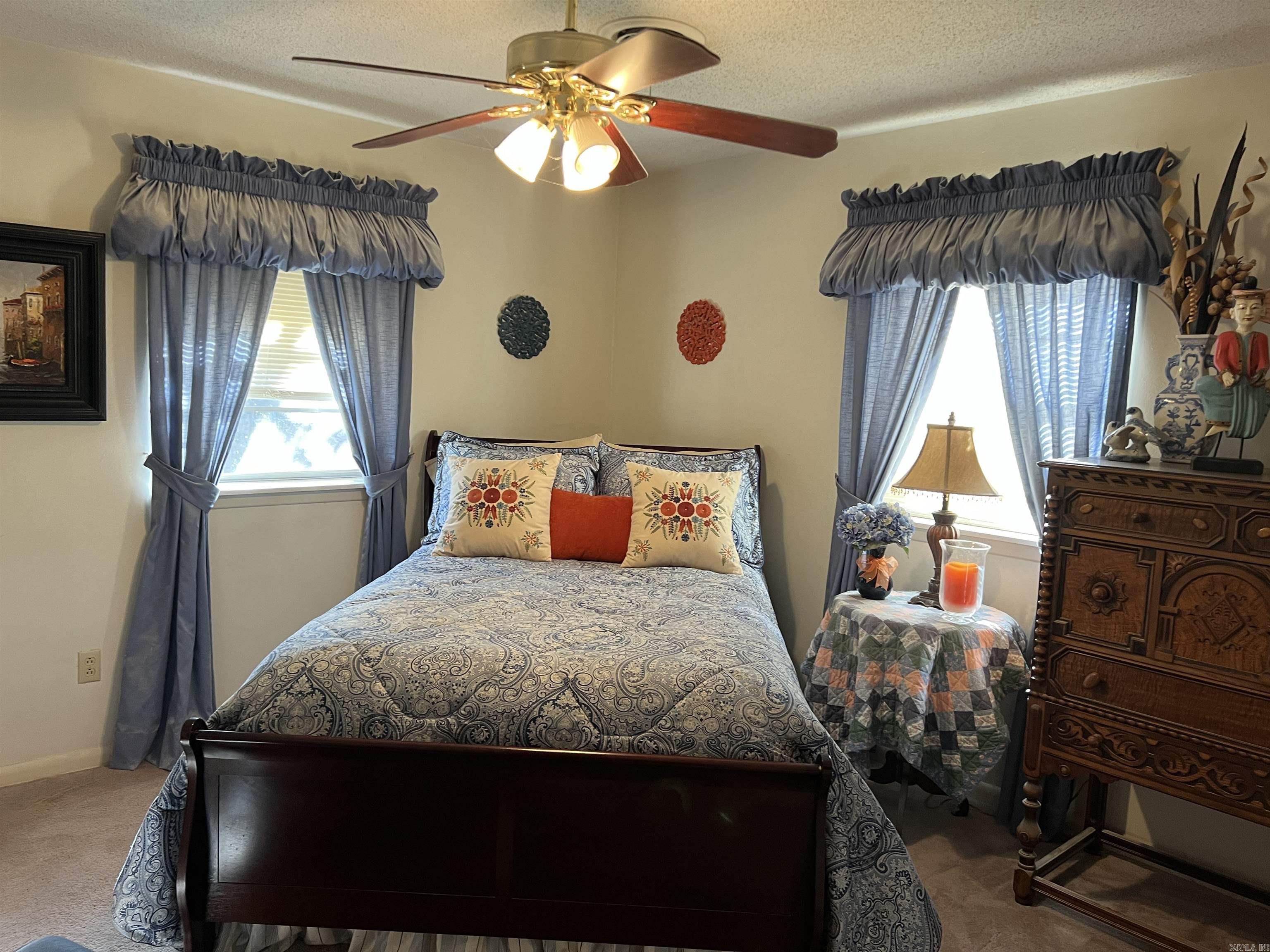 FAIR OAKS ADD - Residential