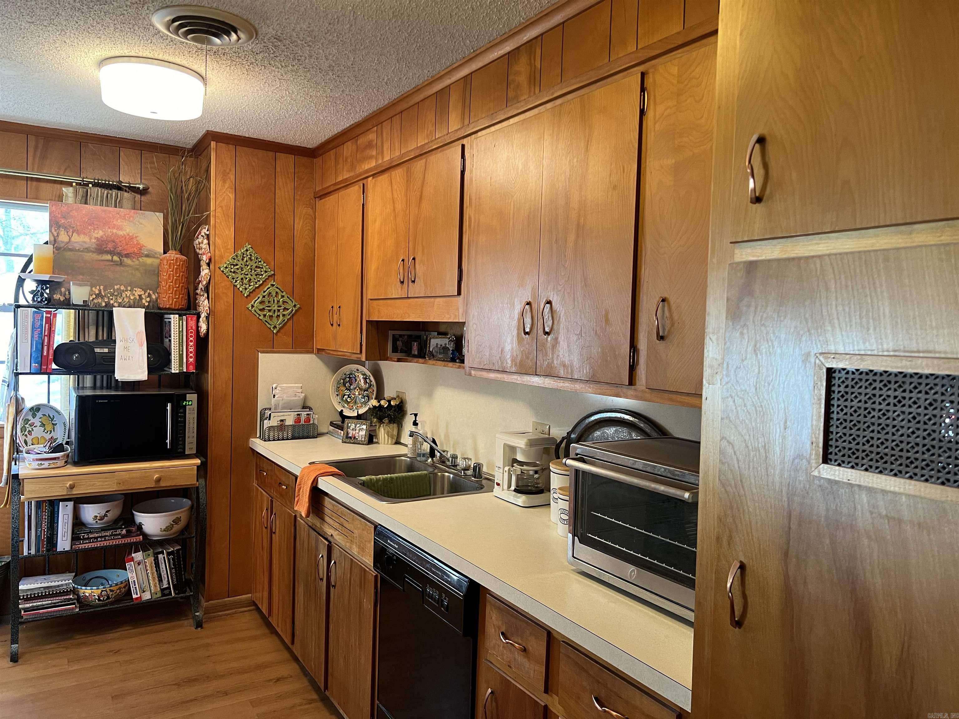 FAIR OAKS ADD - Residential