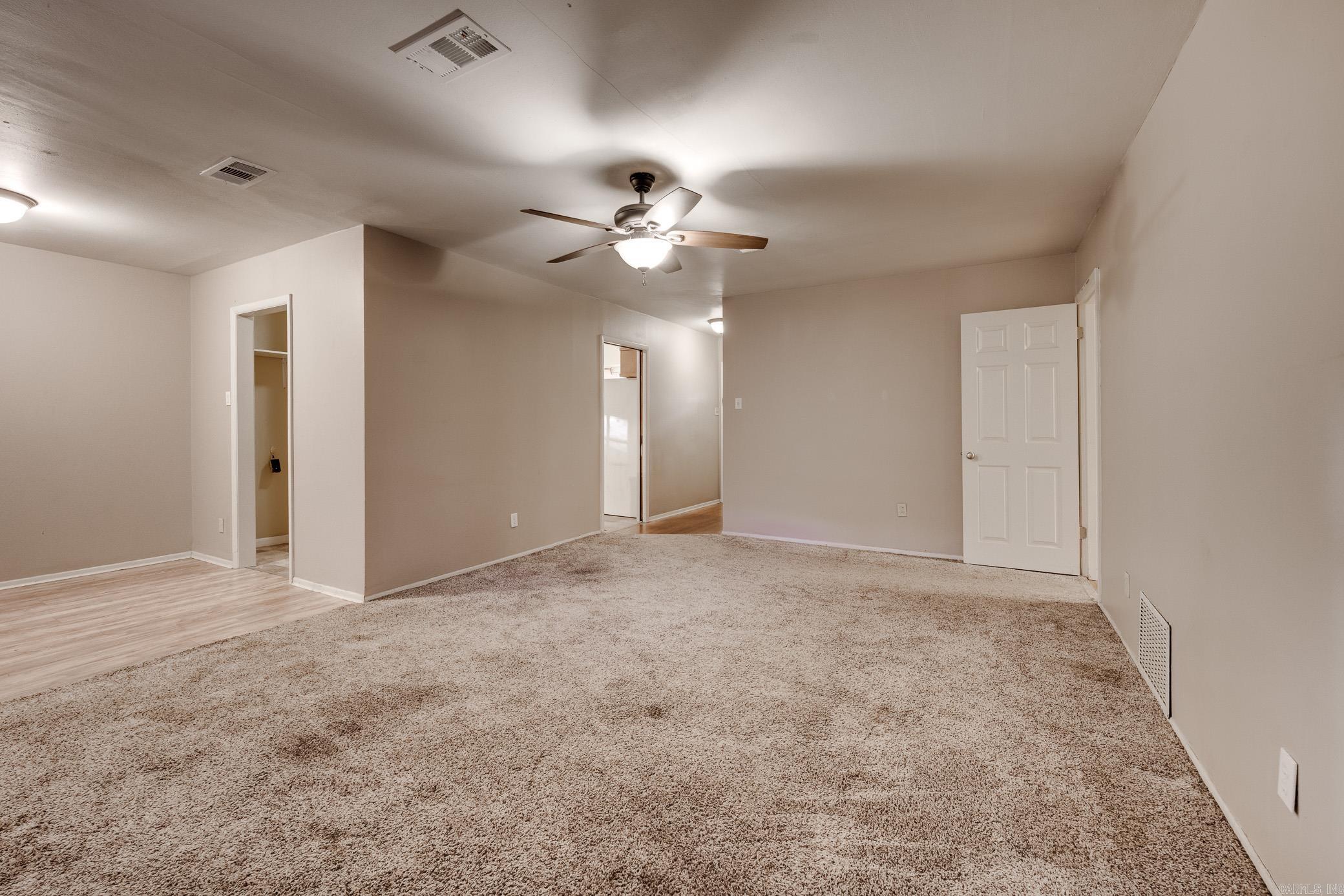 OAK VIEW - Residential