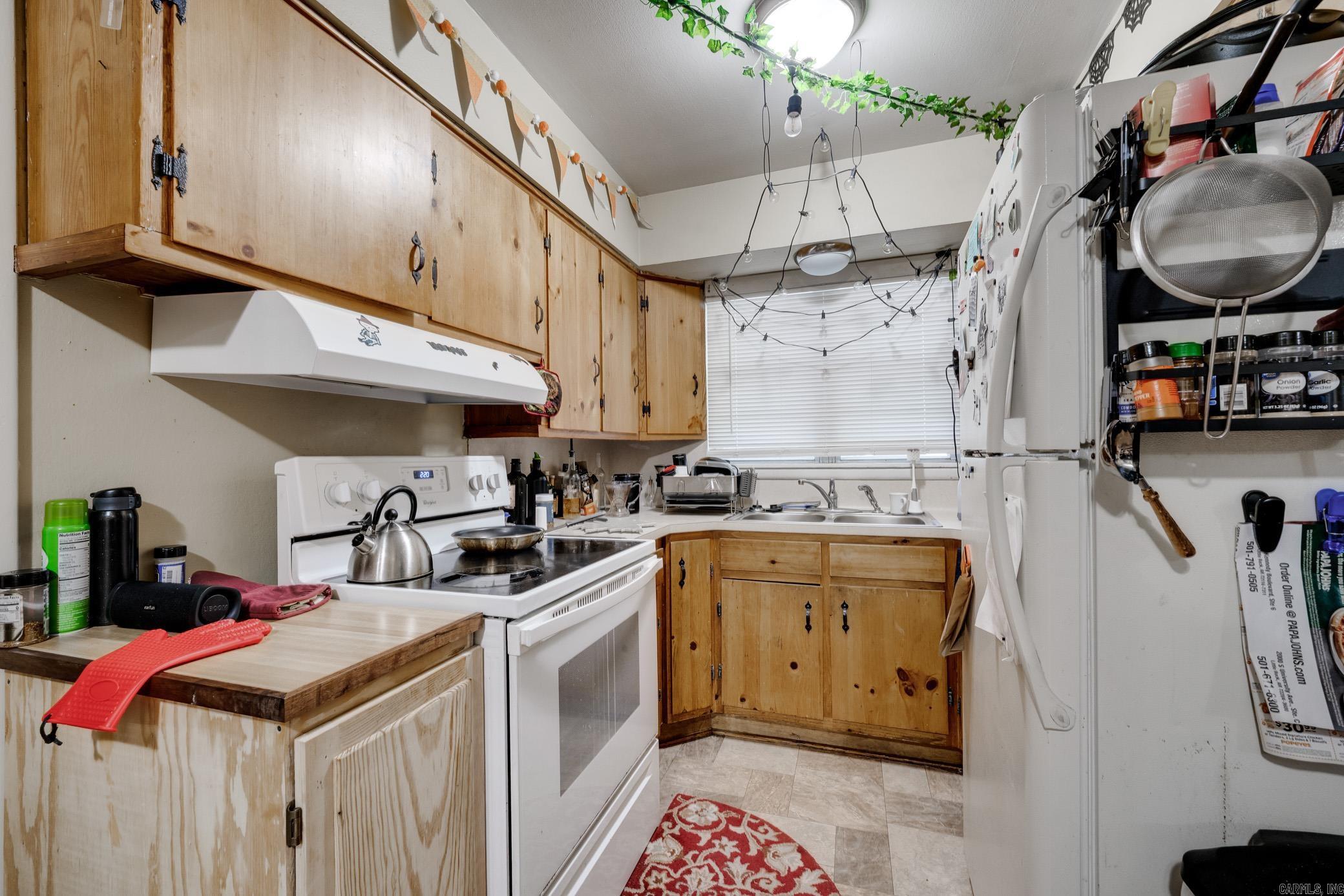OAK VIEW - Residential