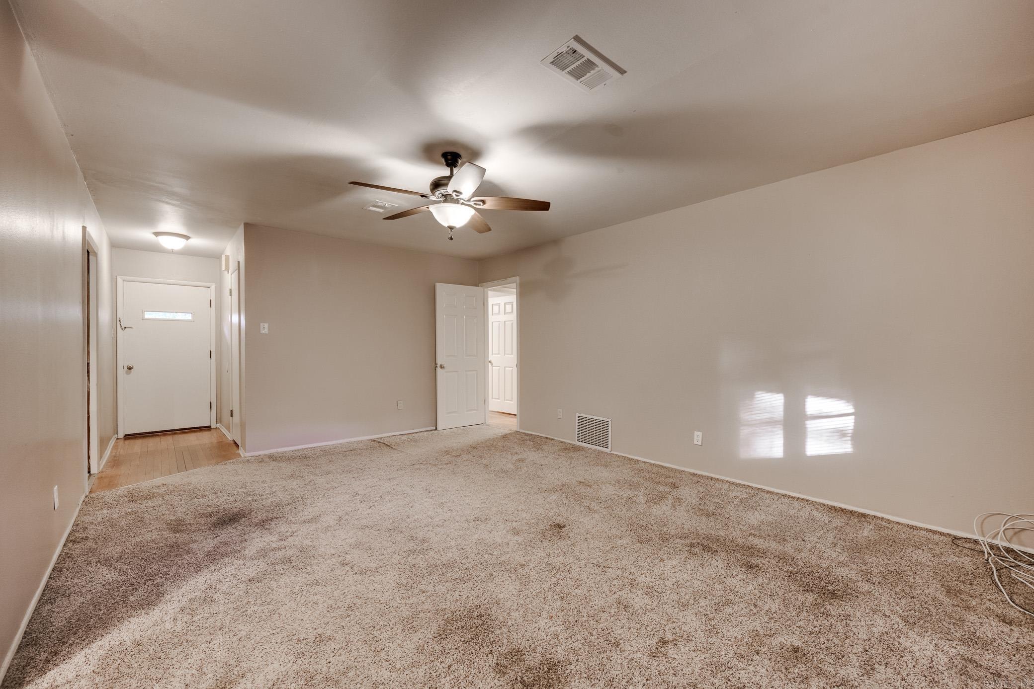 OAK VIEW - Residential