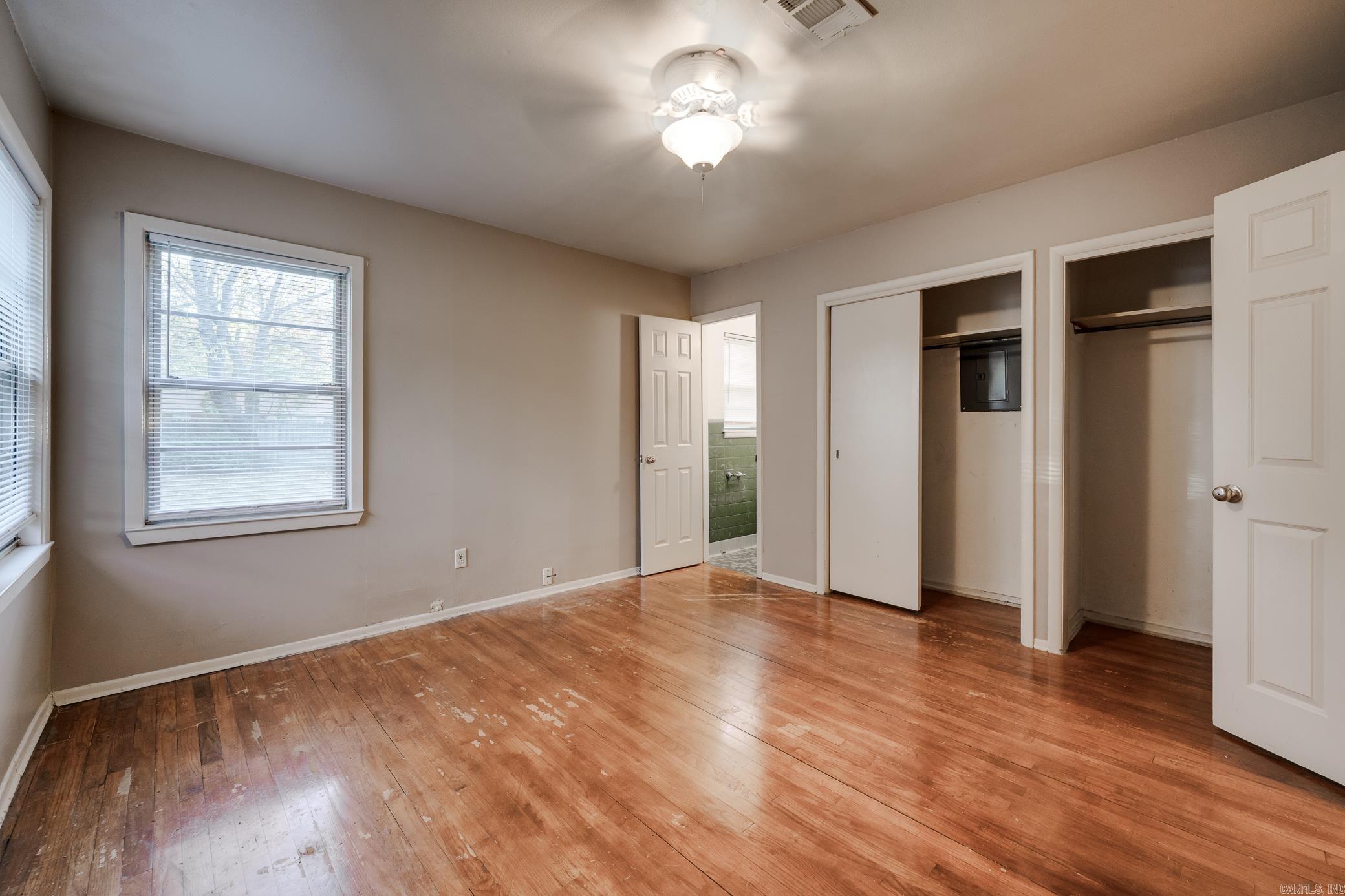 OAK VIEW - Residential