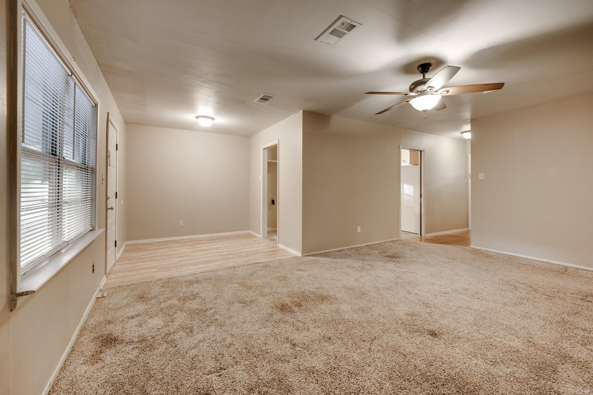 OAK VIEW - Residential