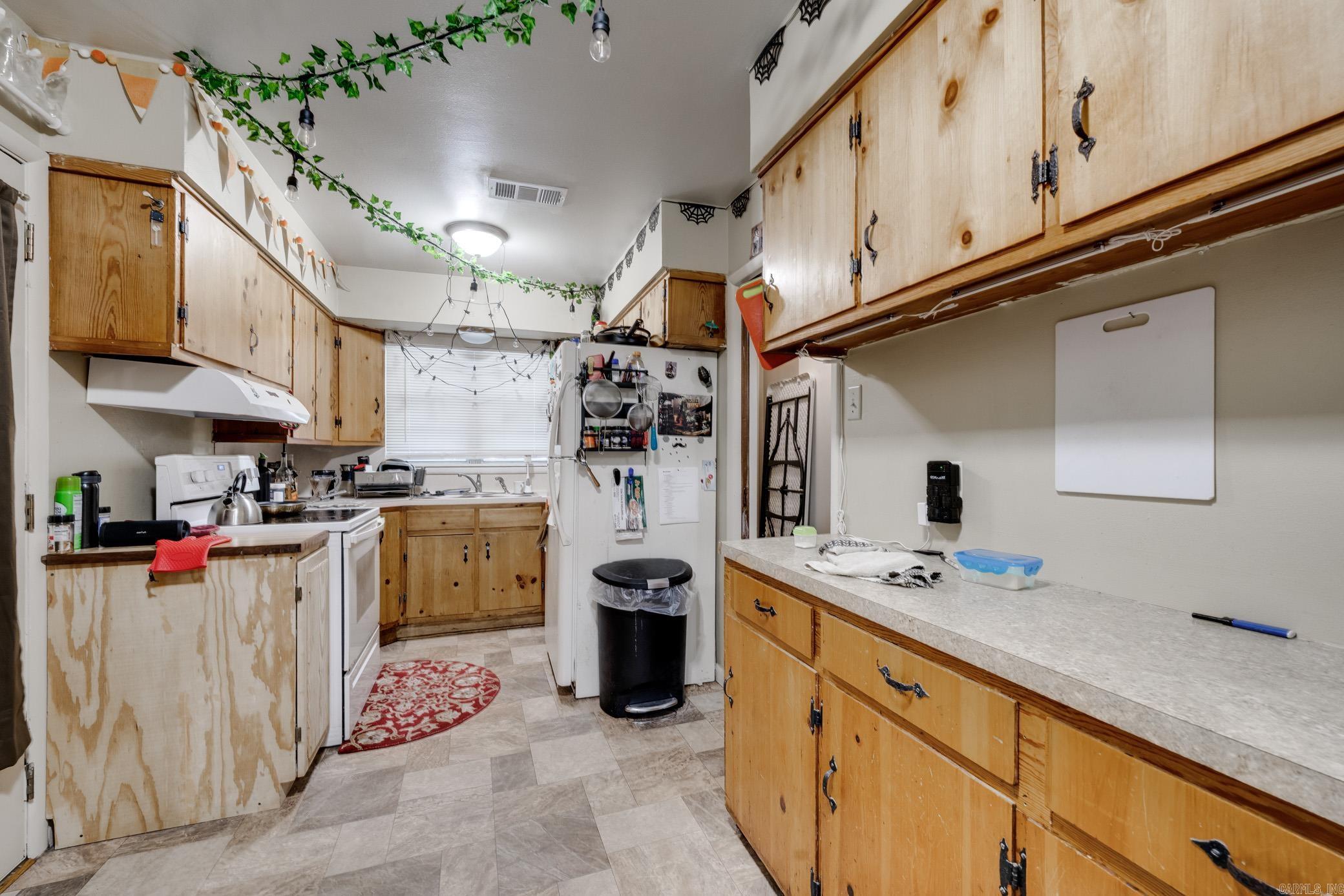 OAK VIEW - Residential
