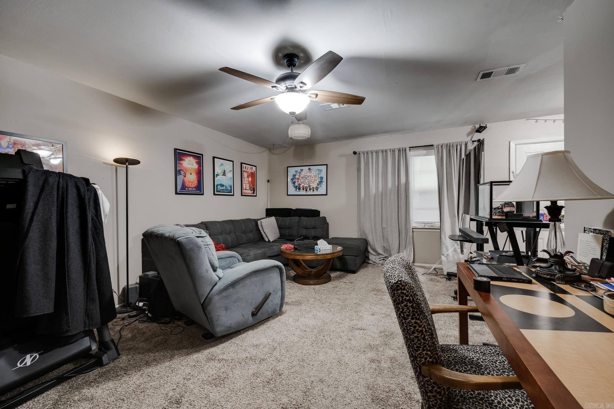 OAK VIEW - Residential