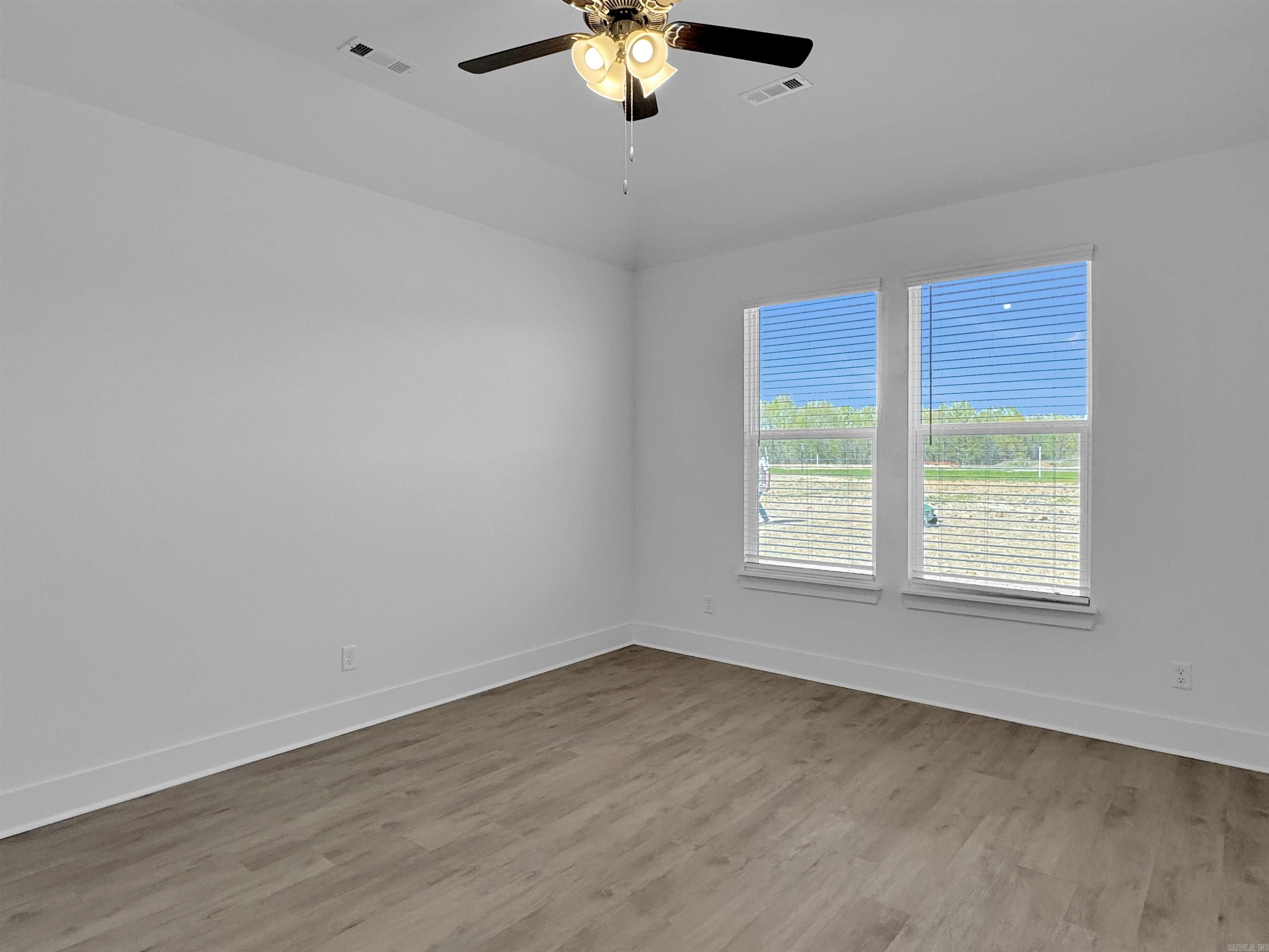 THE RESERVE AT COUNTRY CLUB PHAS - Residential