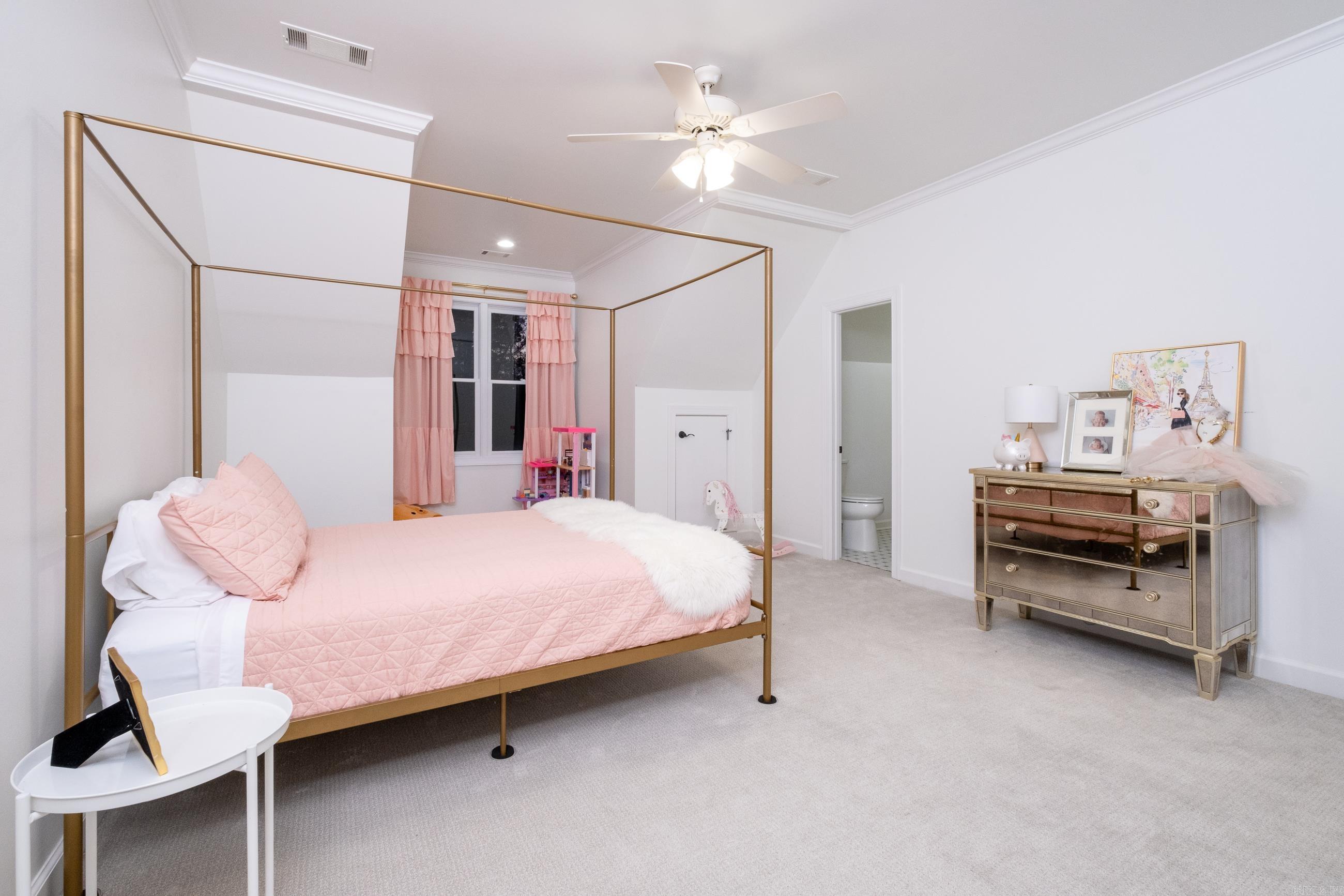 CHENAL VALLEY SOLOGNE CIRCLE - Residential