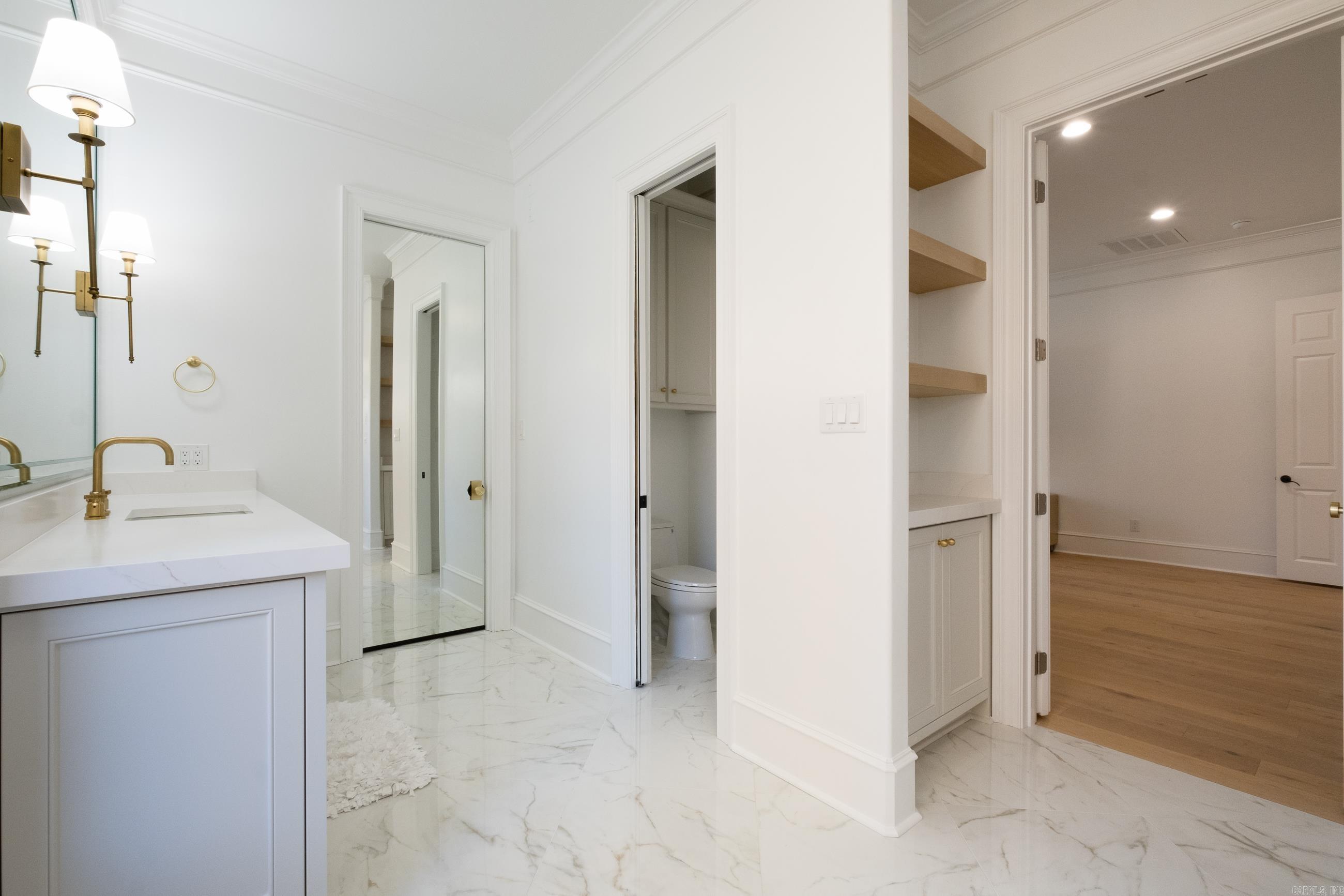 CHENAL VALLEY SOLOGNE CIRCLE - Residential