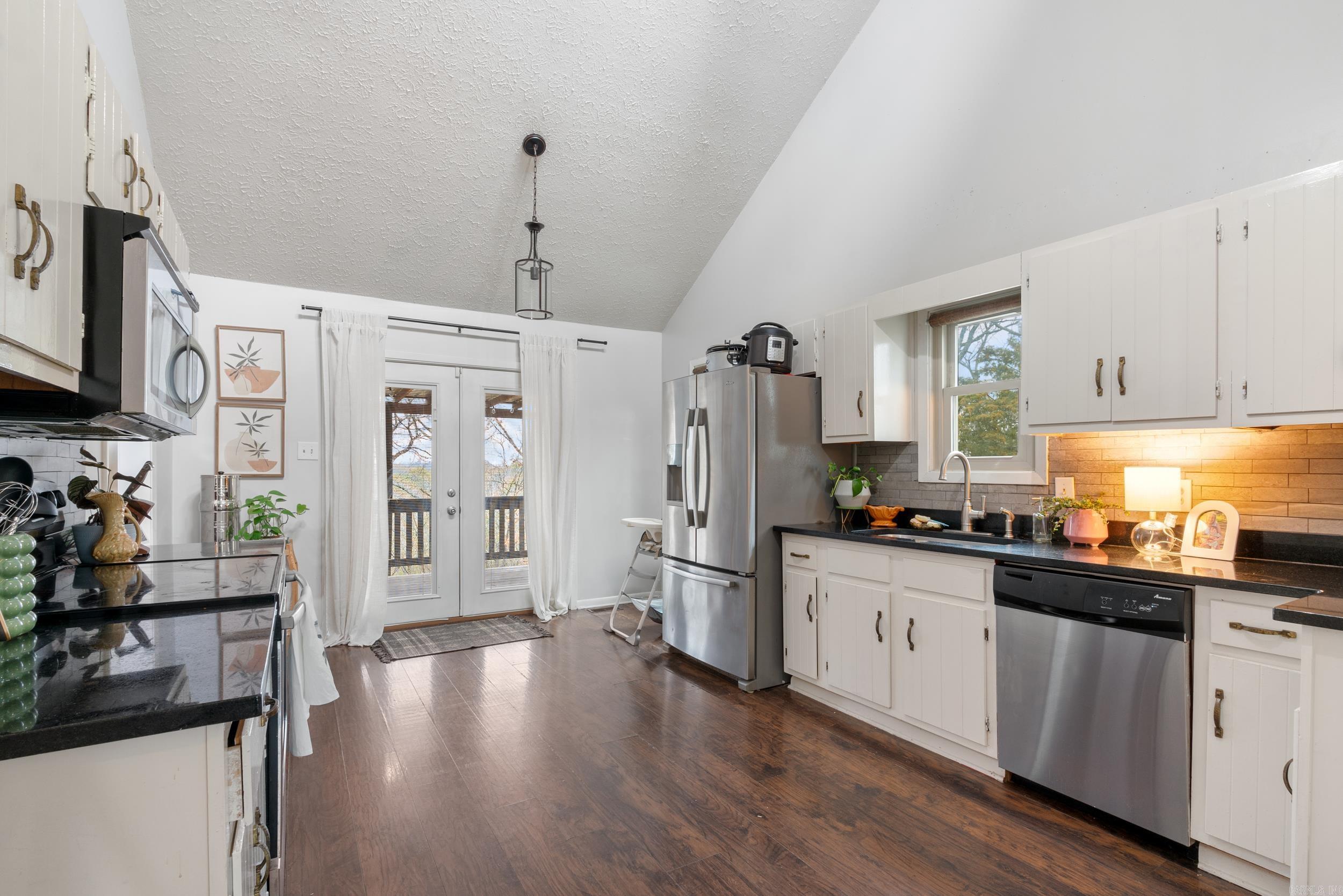 LAKEVIEW ACRES - Residential