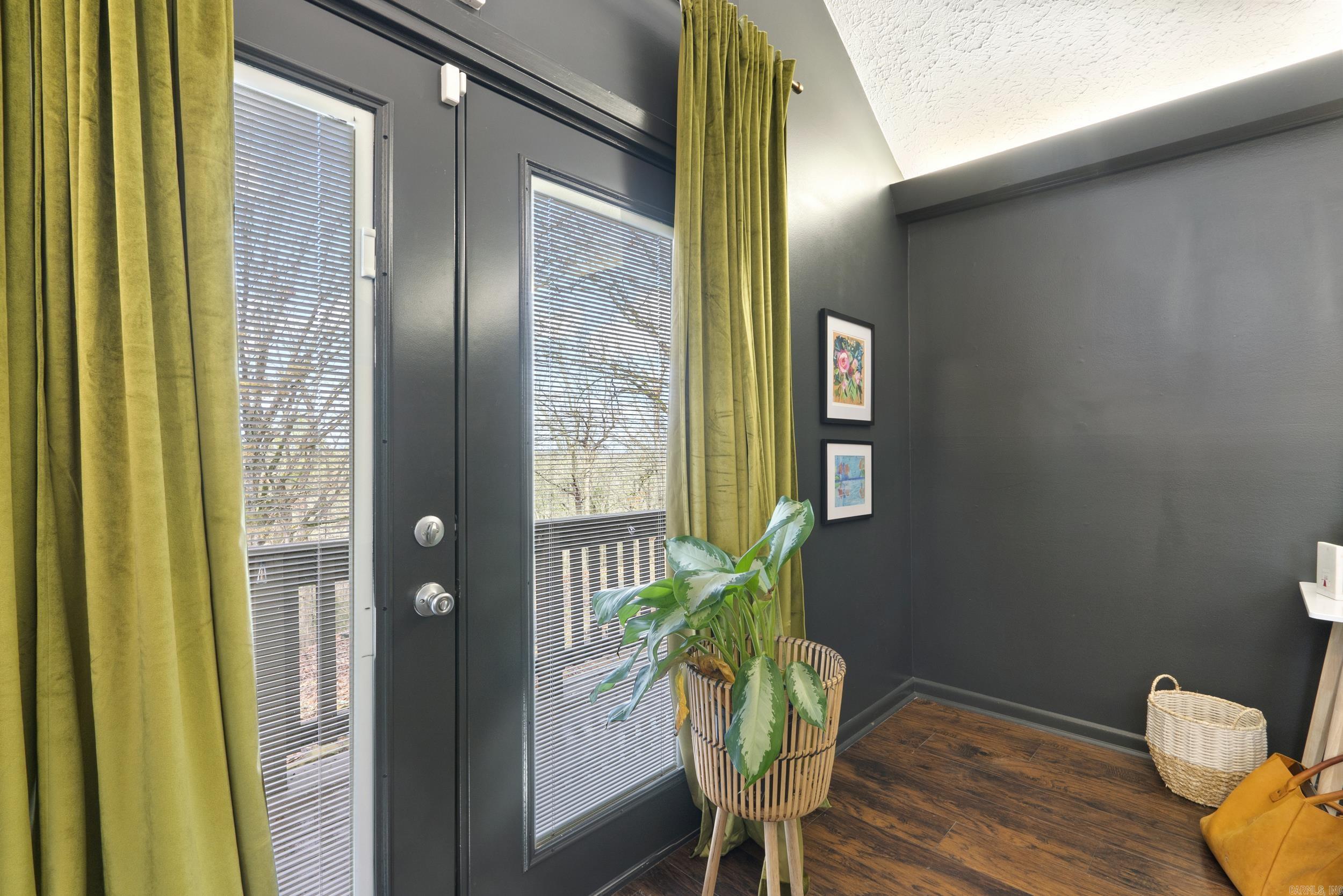 LAKEVIEW ACRES - Residential