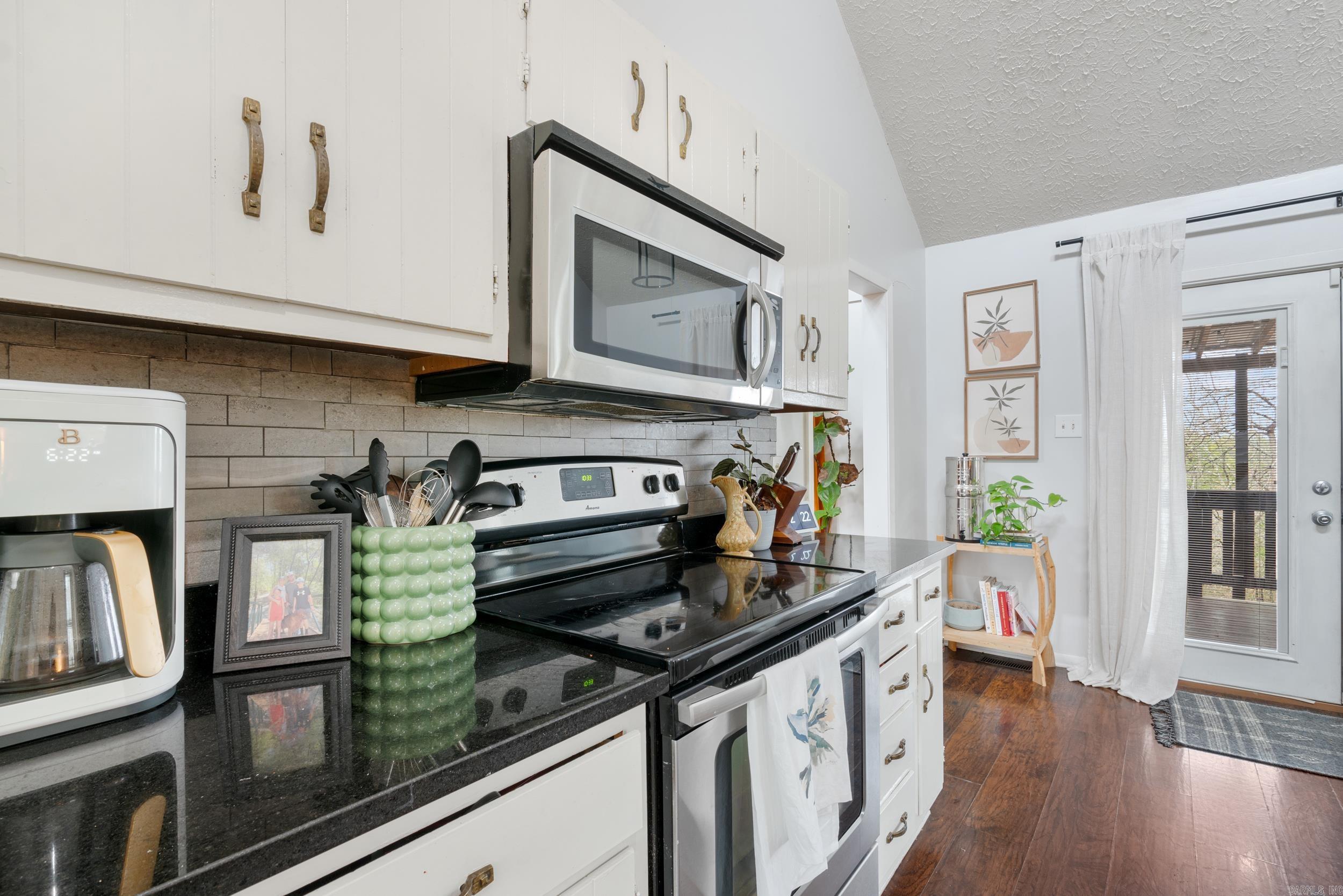 LAKEVIEW ACRES - Residential