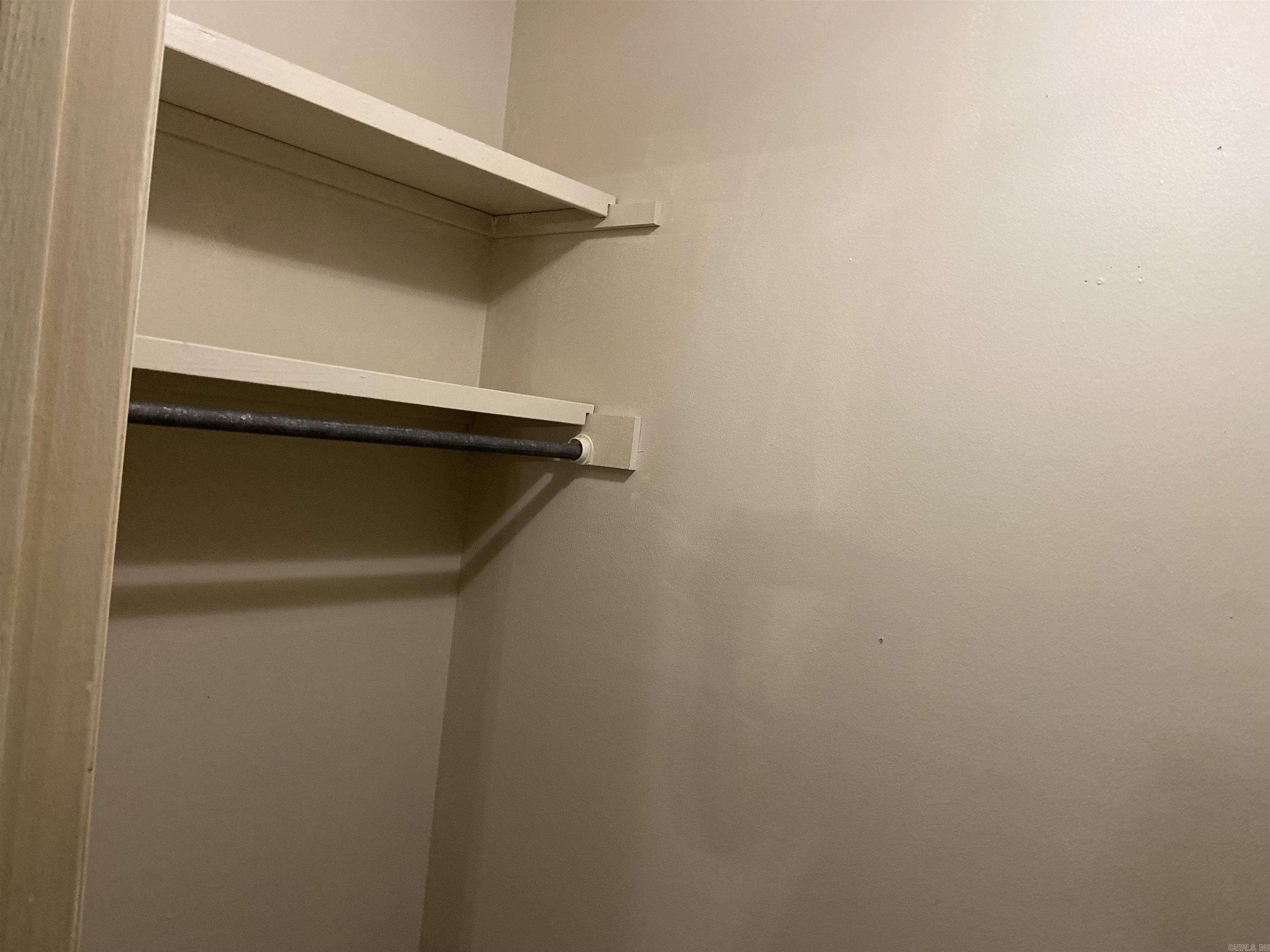 Rolling Oaks - Residential Lease