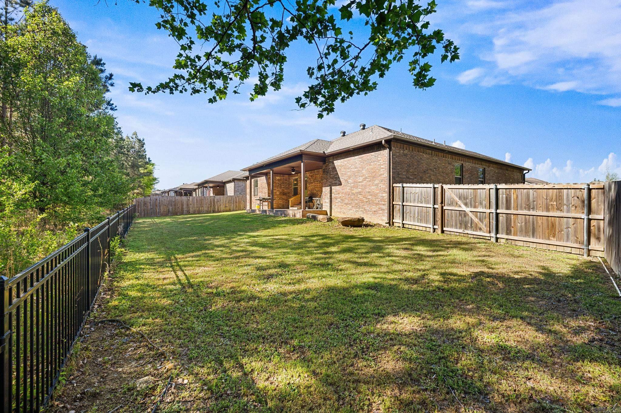 HERITAGE MEADOWS - Residential