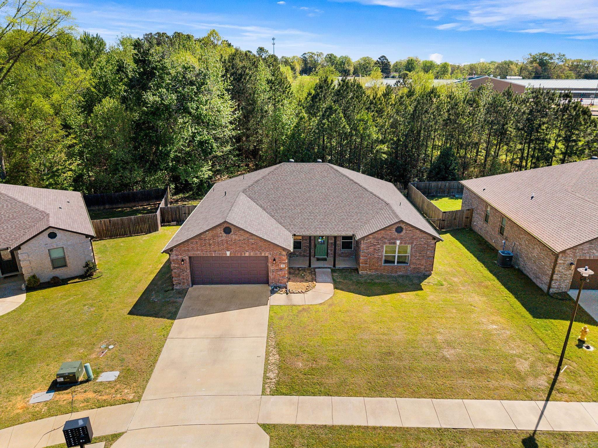 HERITAGE MEADOWS - Residential