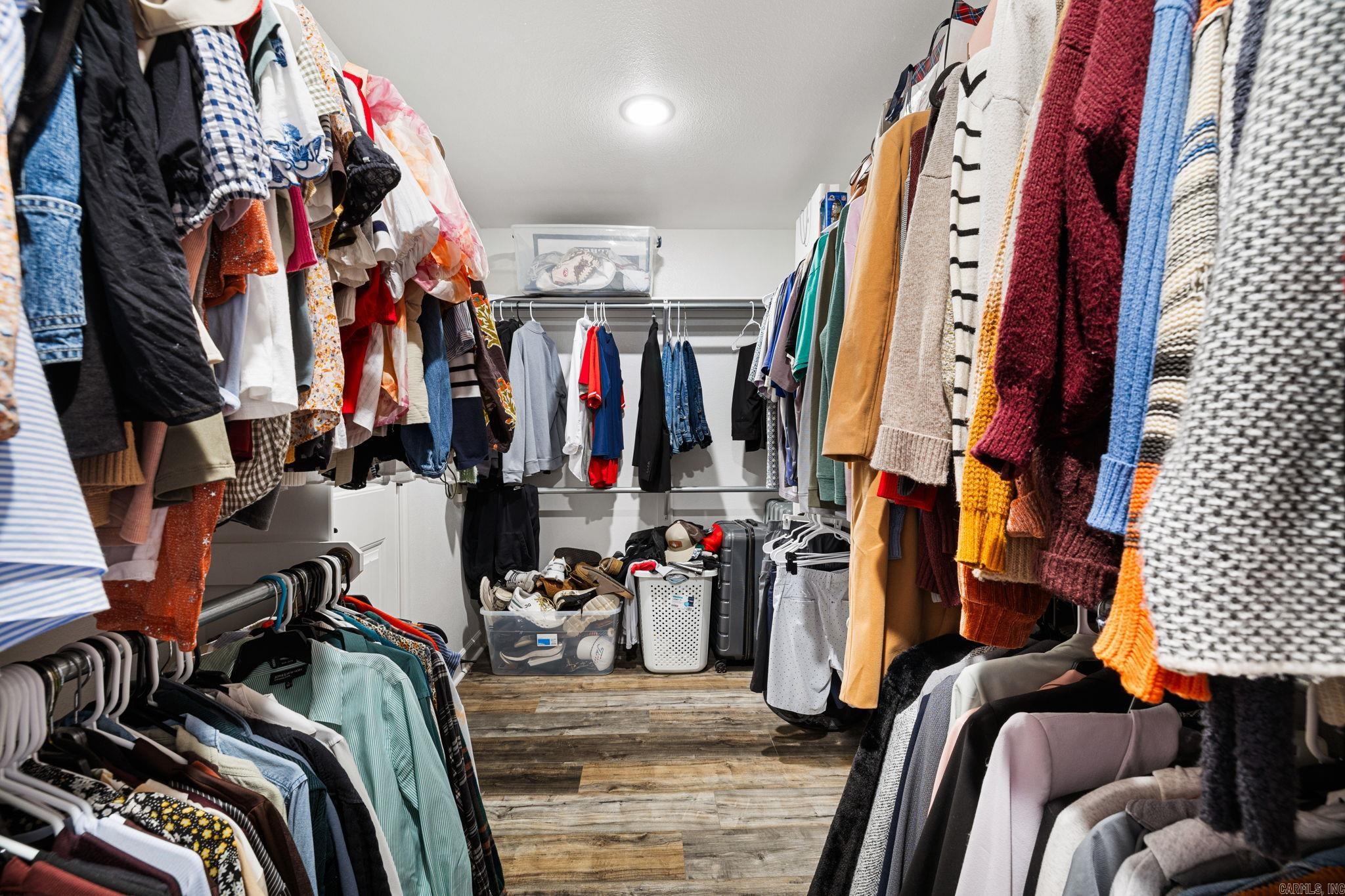 HERITAGE MEADOWS - Residential