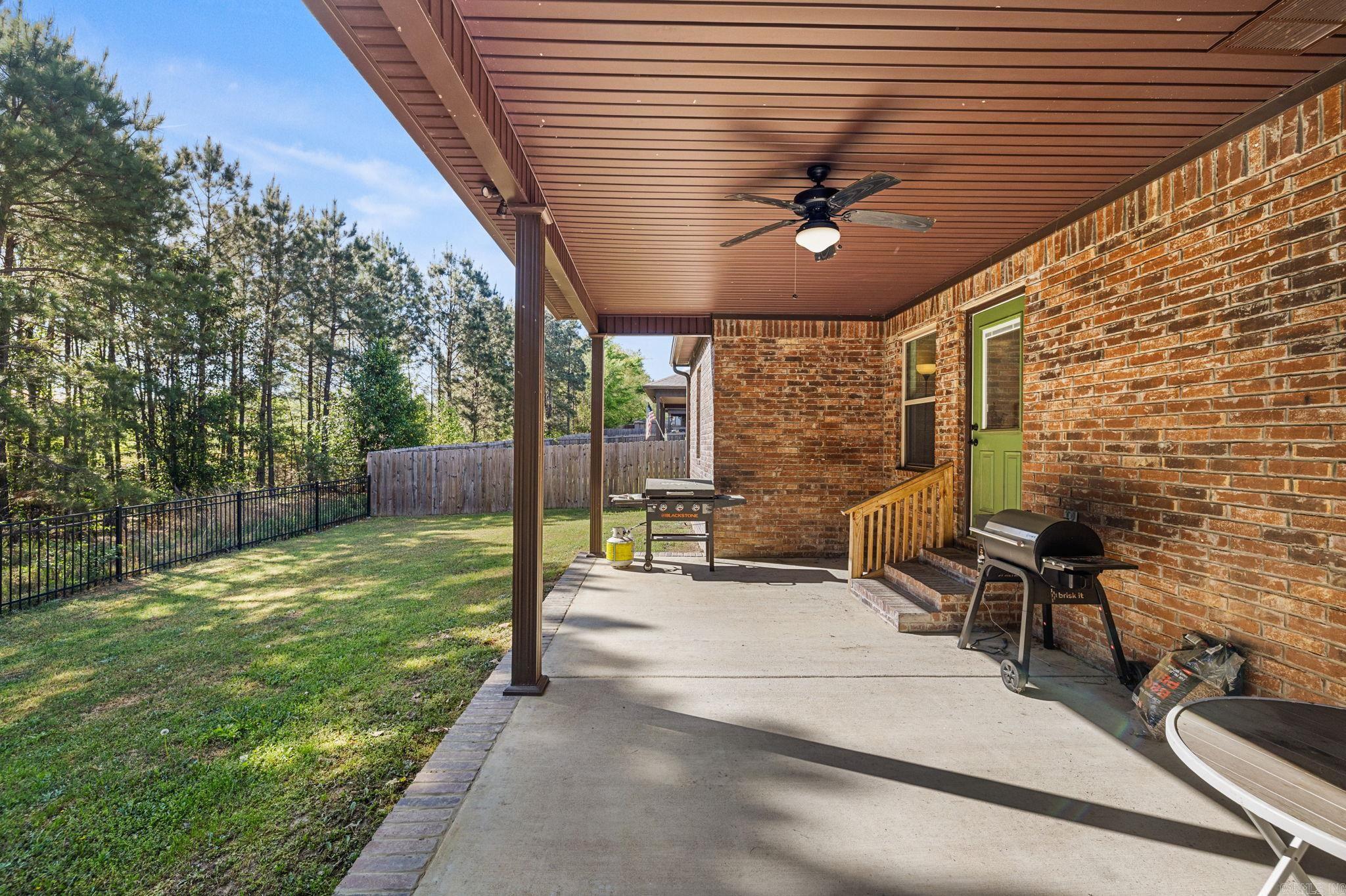 HERITAGE MEADOWS - Residential