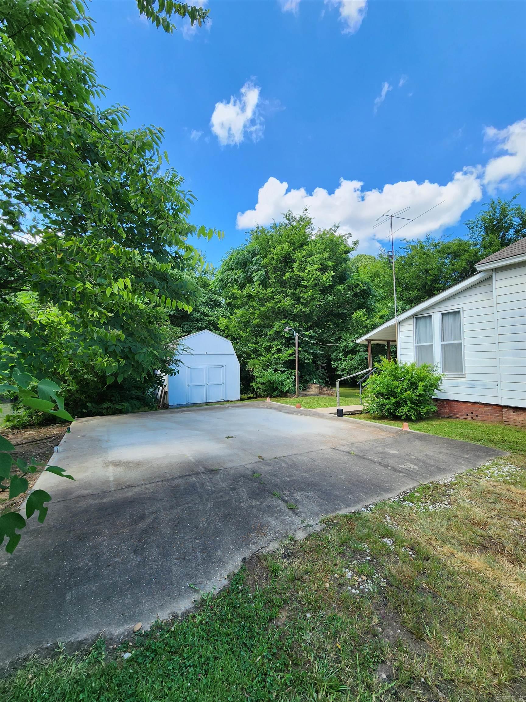 LUND & HILL (ORIGINAL TOWN) - Residential