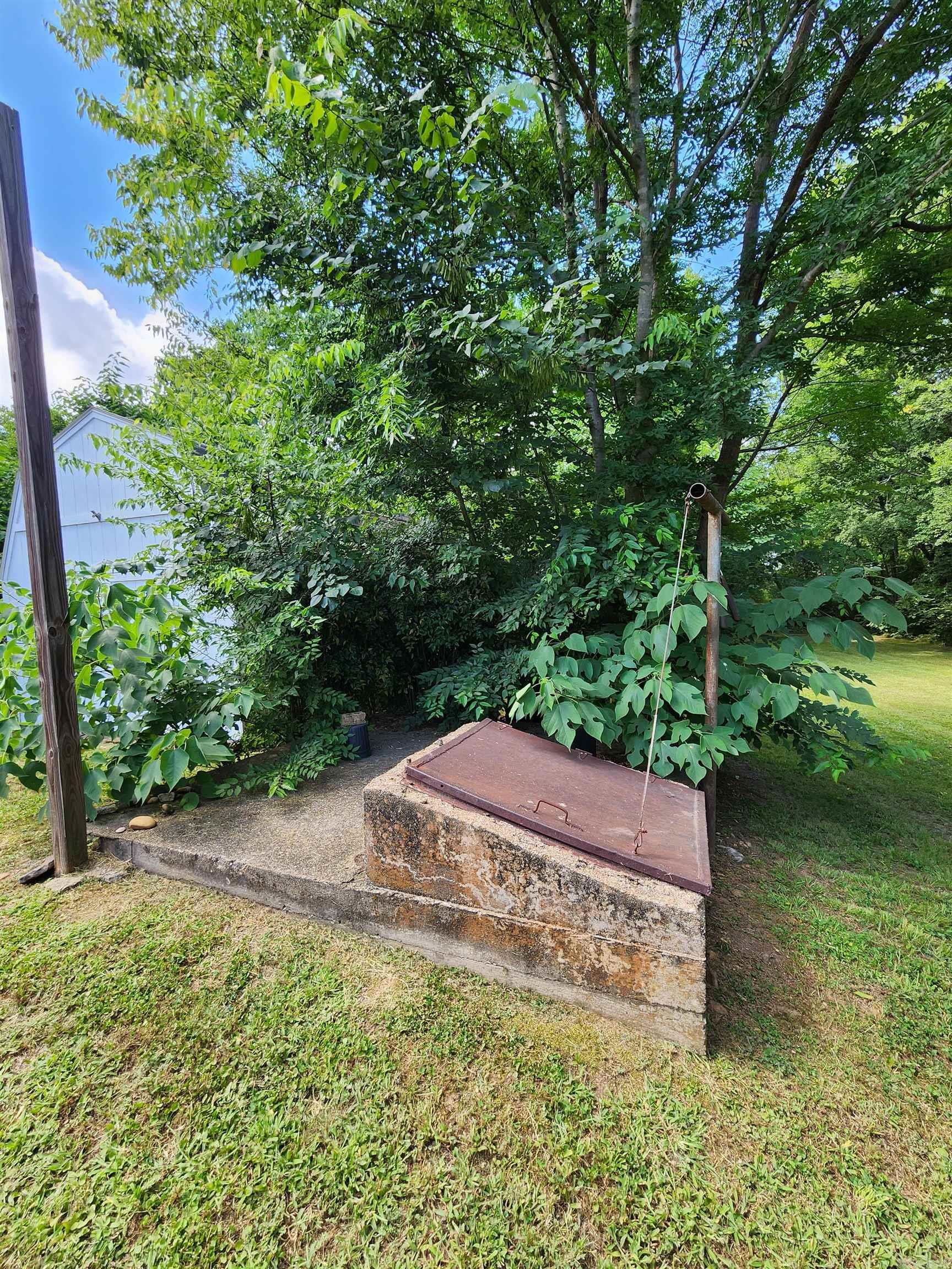 LUND & HILL (ORIGINAL TOWN) - Residential