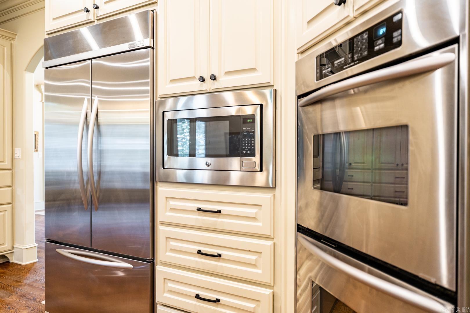 CHENAL VALLEY BELLE VALLEE THE C - Residential