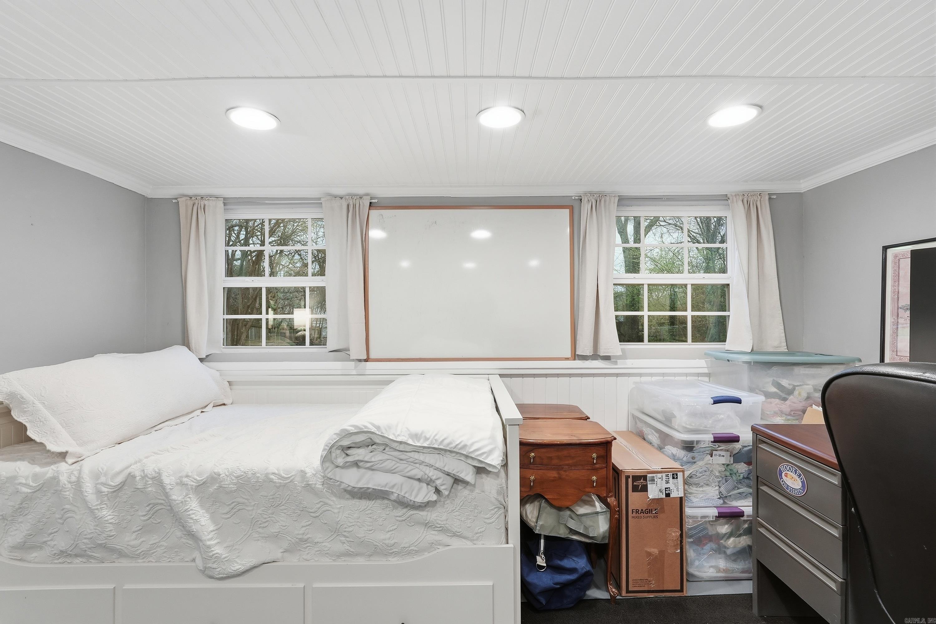 ELMHURST - Residential