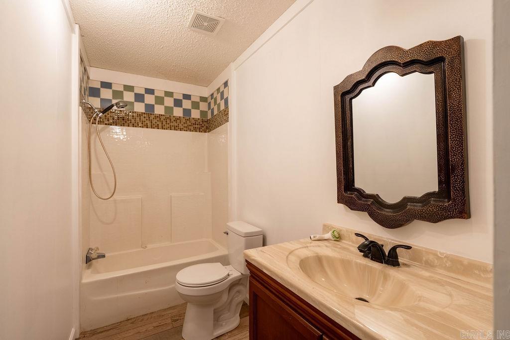 TUMBLING SHOALS RETREAT - Residential