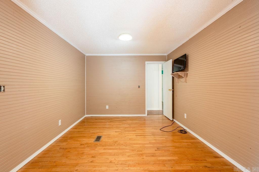 TUMBLING SHOALS RETREAT - Residential