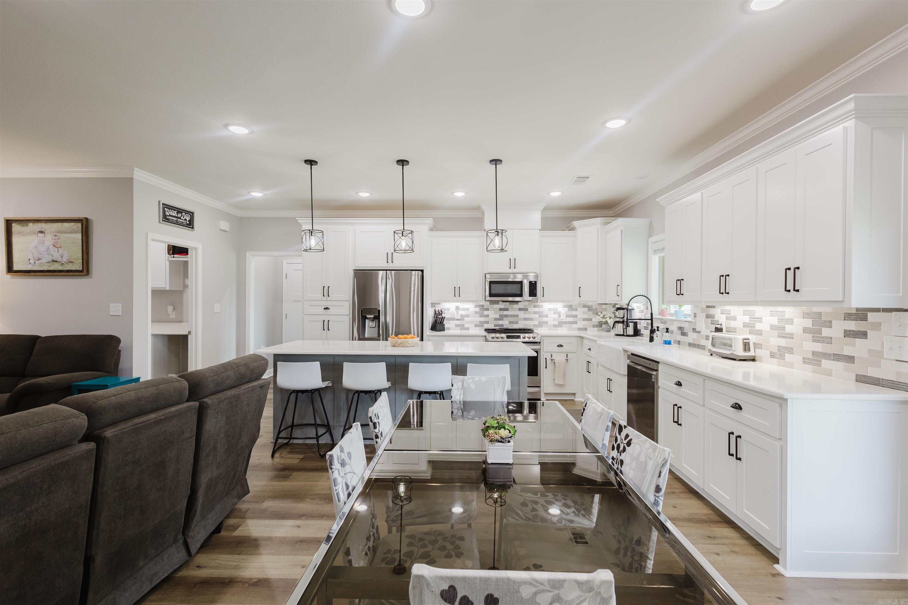 Saddle Creek - Residential
