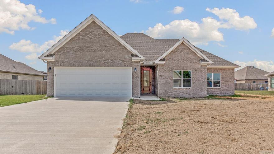 New construction minutes from Jonesboro located in the Riverside School District. Large open floor plan, Island in kitchen, large pantry. Tile walk-in shower, oversized master closet.