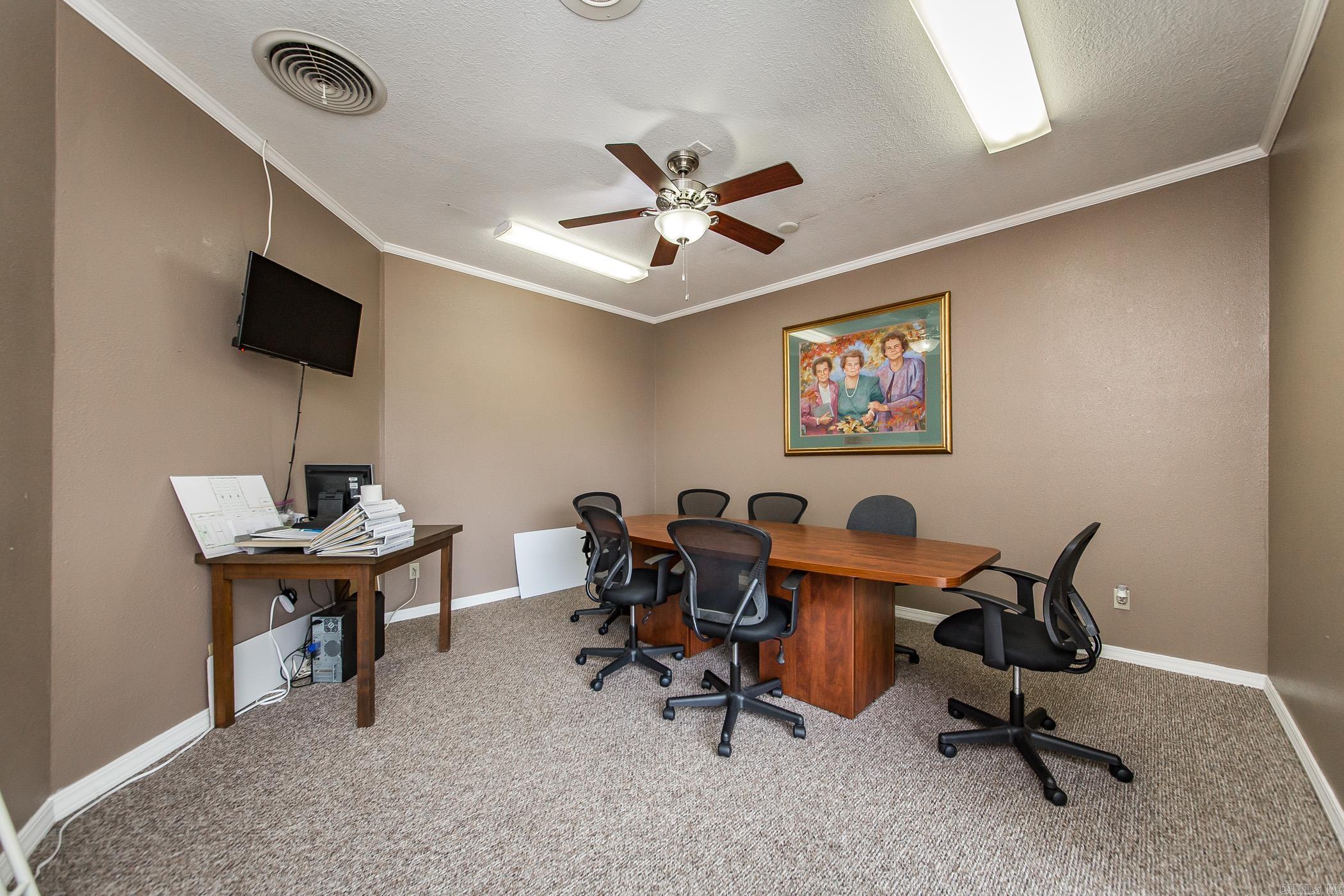 HILLS REPLAT OF TWIN OAKS ADDN - Commercial Sale