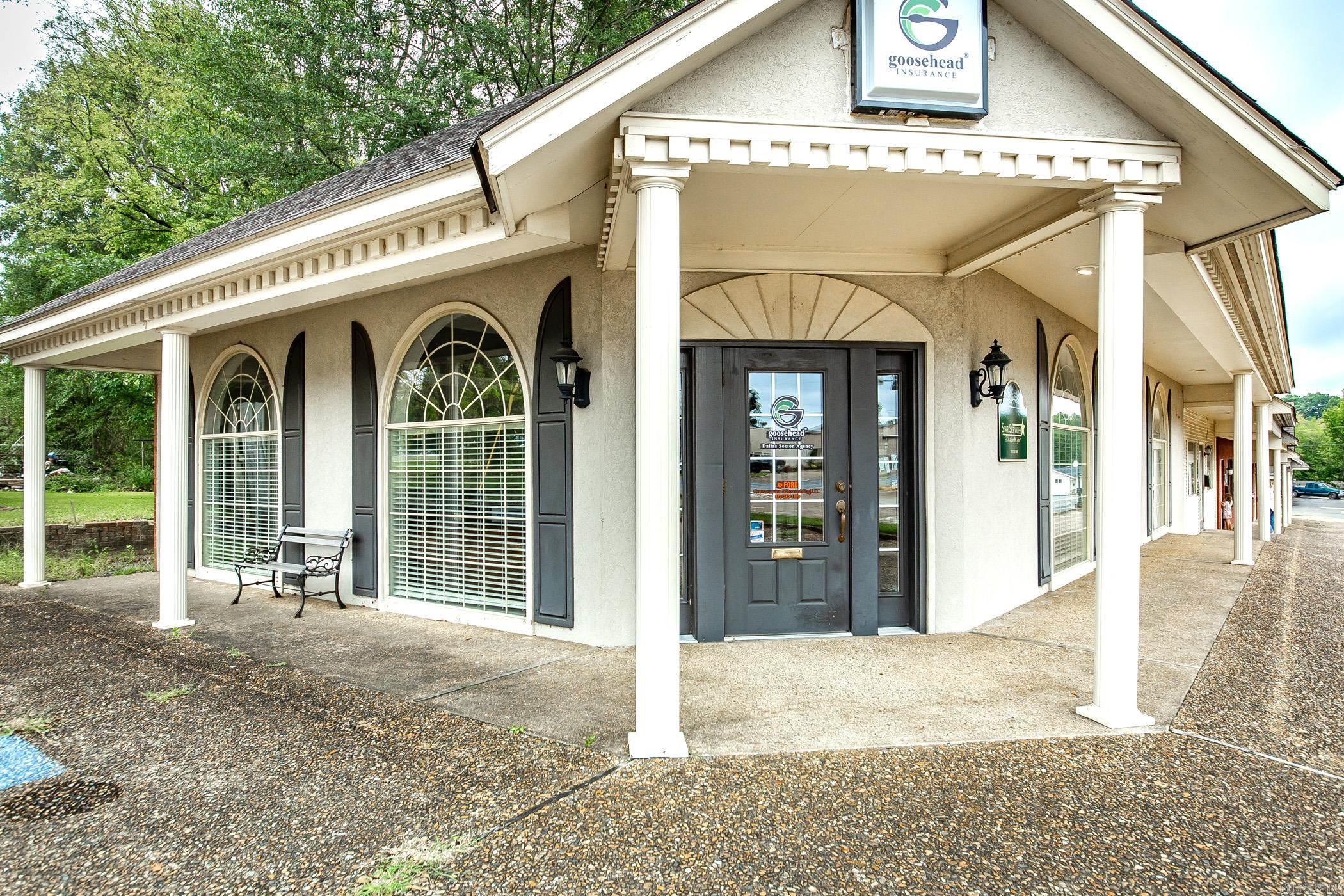 HILLS REPLAT OF TWIN OAKS ADDN - Commercial Sale