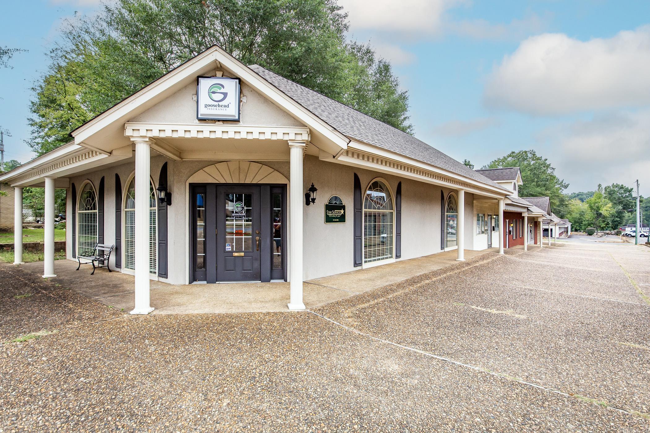 HILLS REPLAT OF TWIN OAKS ADDN - Commercial Sale