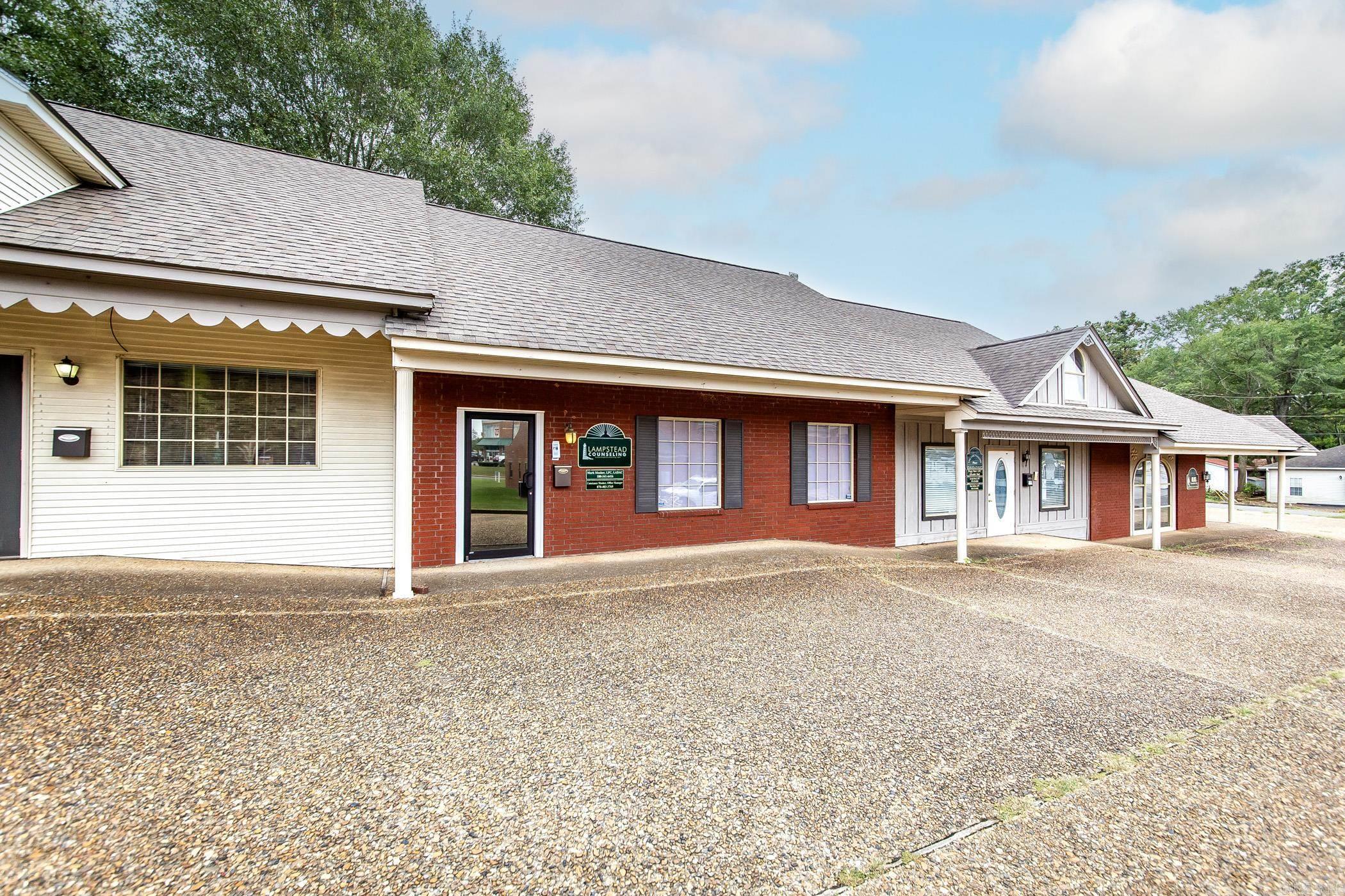 HILLS REPLAT OF TWIN OAKS ADDN - Commercial Sale