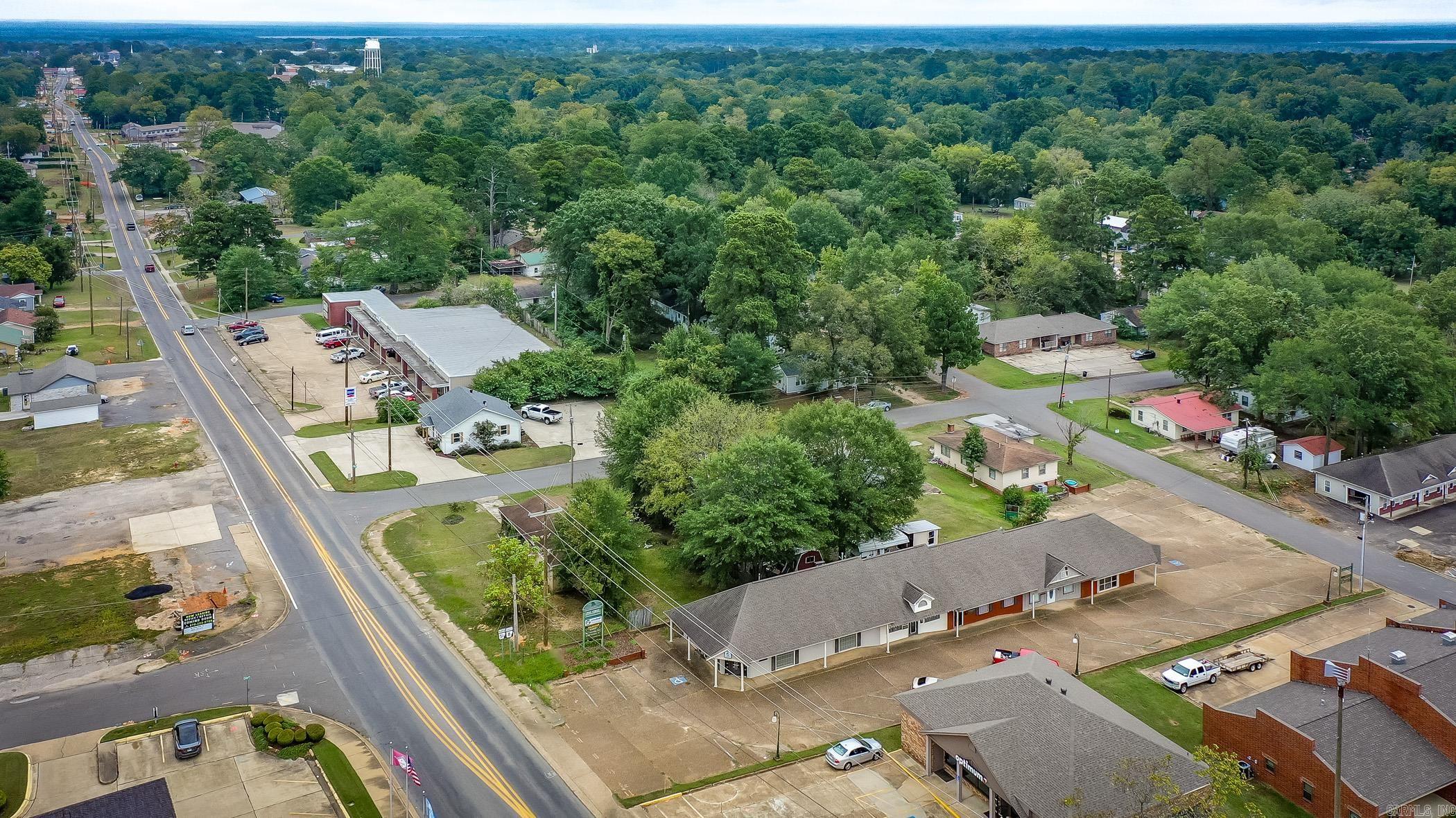 HILLS REPLAT OF TWIN OAKS ADDN - Commercial Sale
