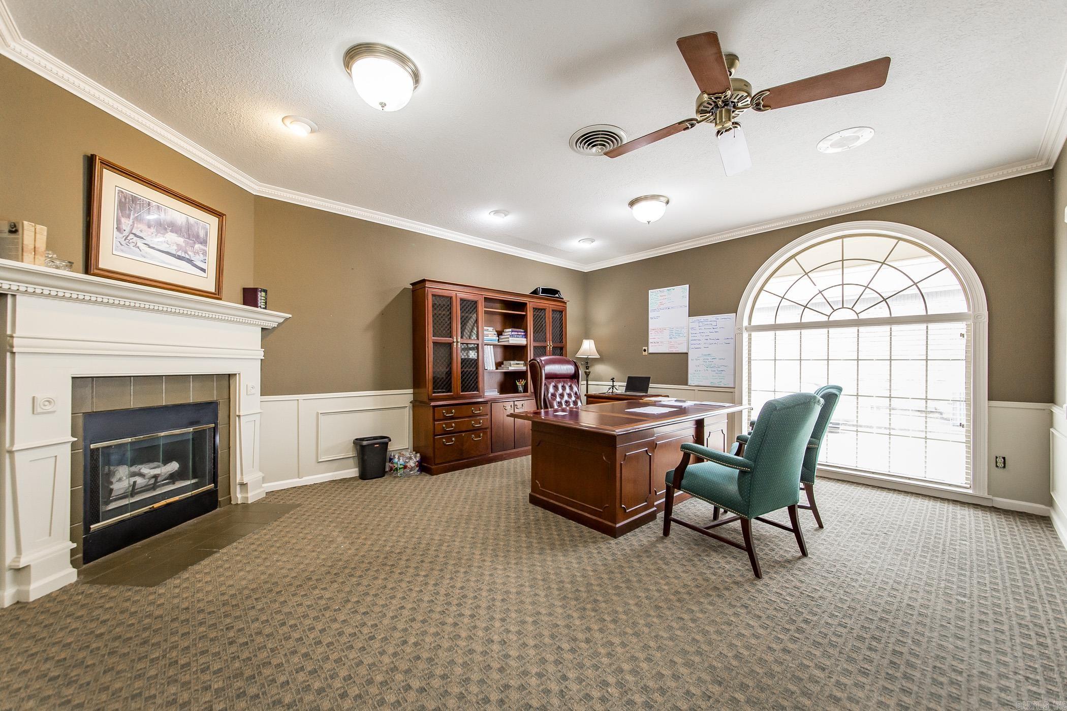 HILLS REPLAT OF TWIN OAKS ADDN - Commercial Sale
