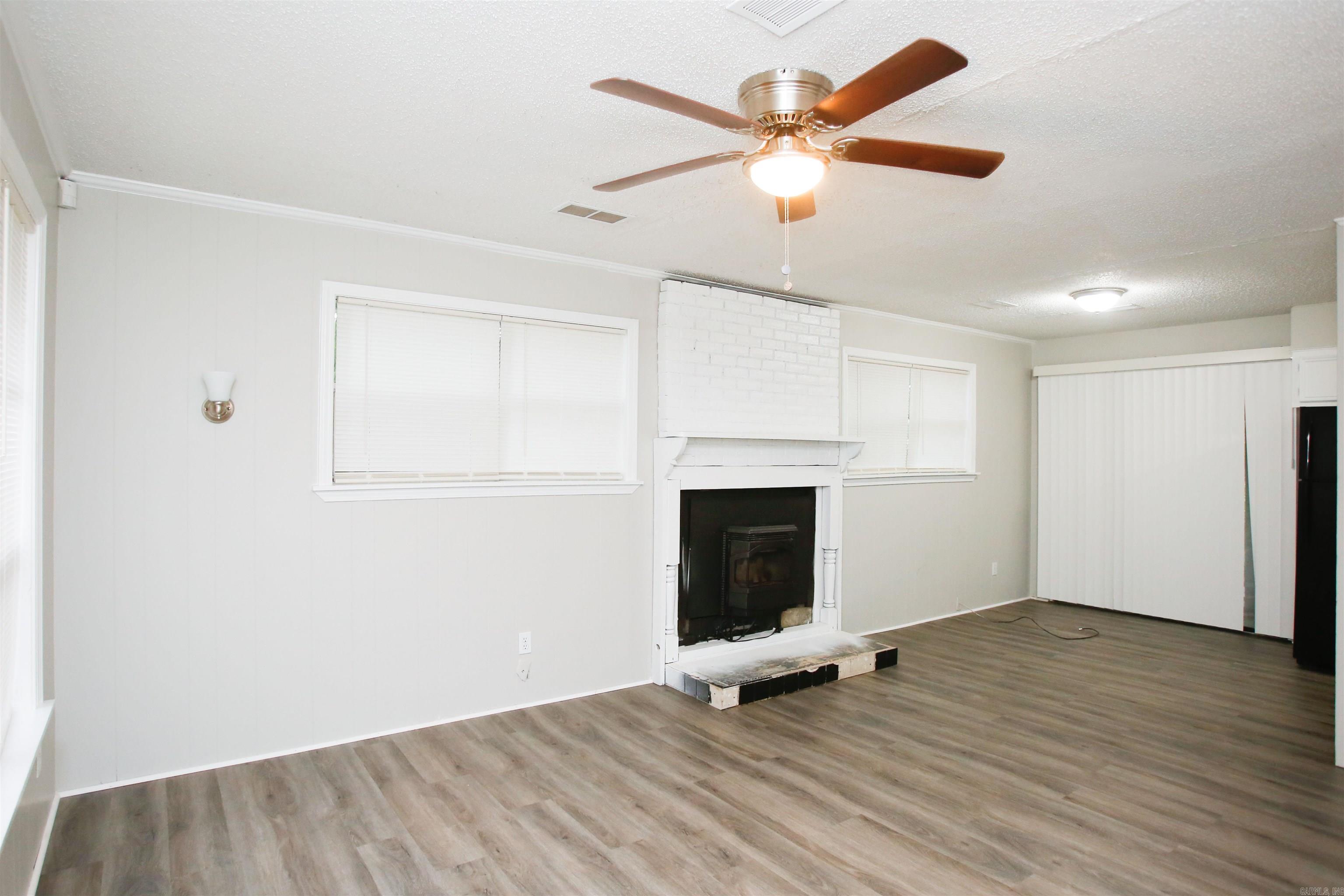 Clearlake Estates - Residential Lease