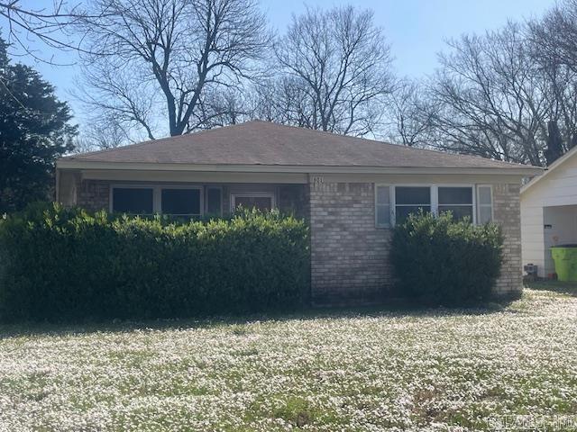 This is a great little house as a starter, or start out a family. Even a great retirement house. A spacious yard and sits on a corner lot. Take advantage and make it yours today.
