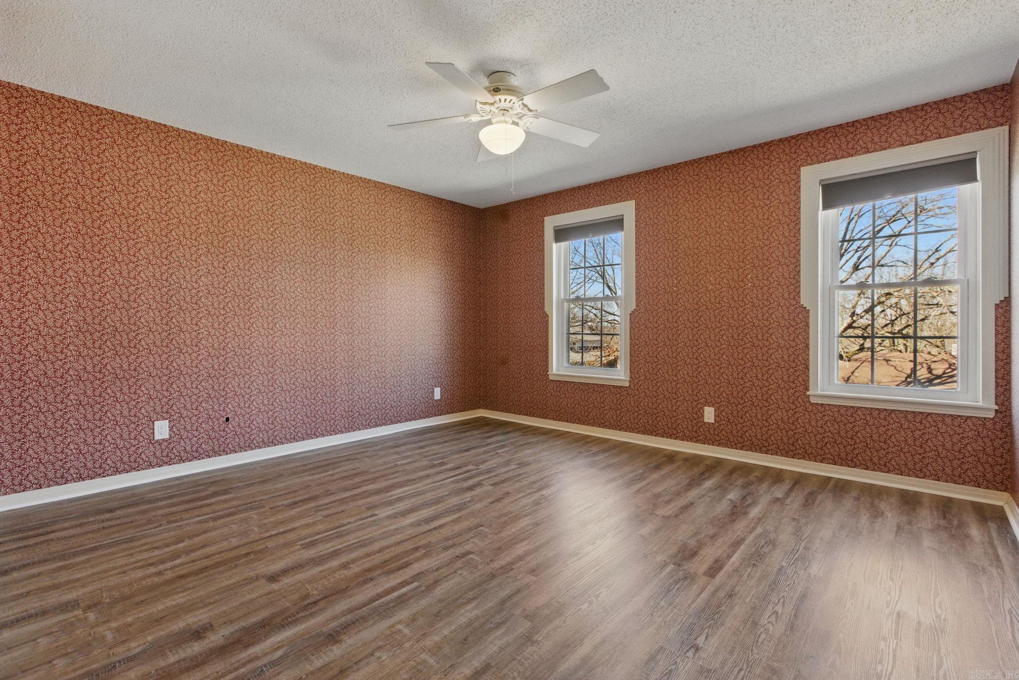 OVERBROOK - Residential